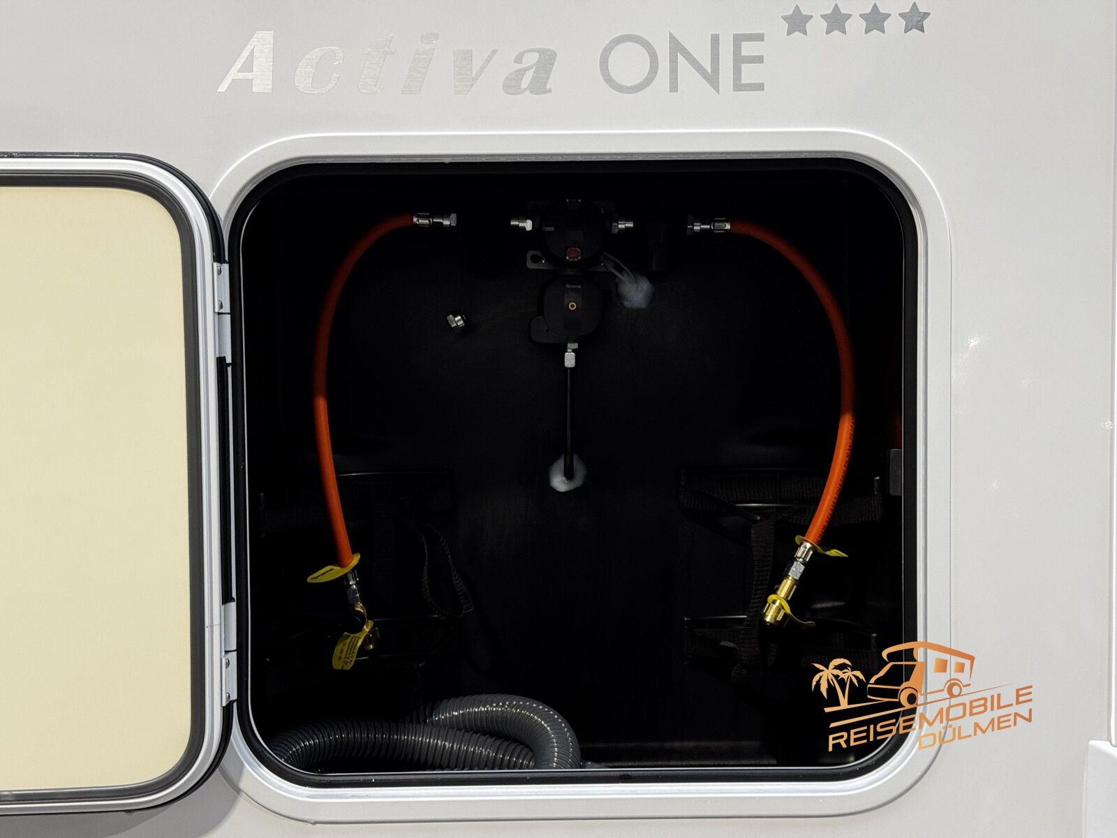 Fahrzeugabbildung Eura Mobil Activa One 650 HS Mod. 2026 ACC Navi Lithium DUO