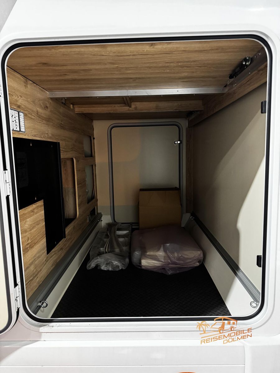 Fahrzeugabbildung Eura Mobil Integra Line 720 EF RFK Alde Luftfahrwerk