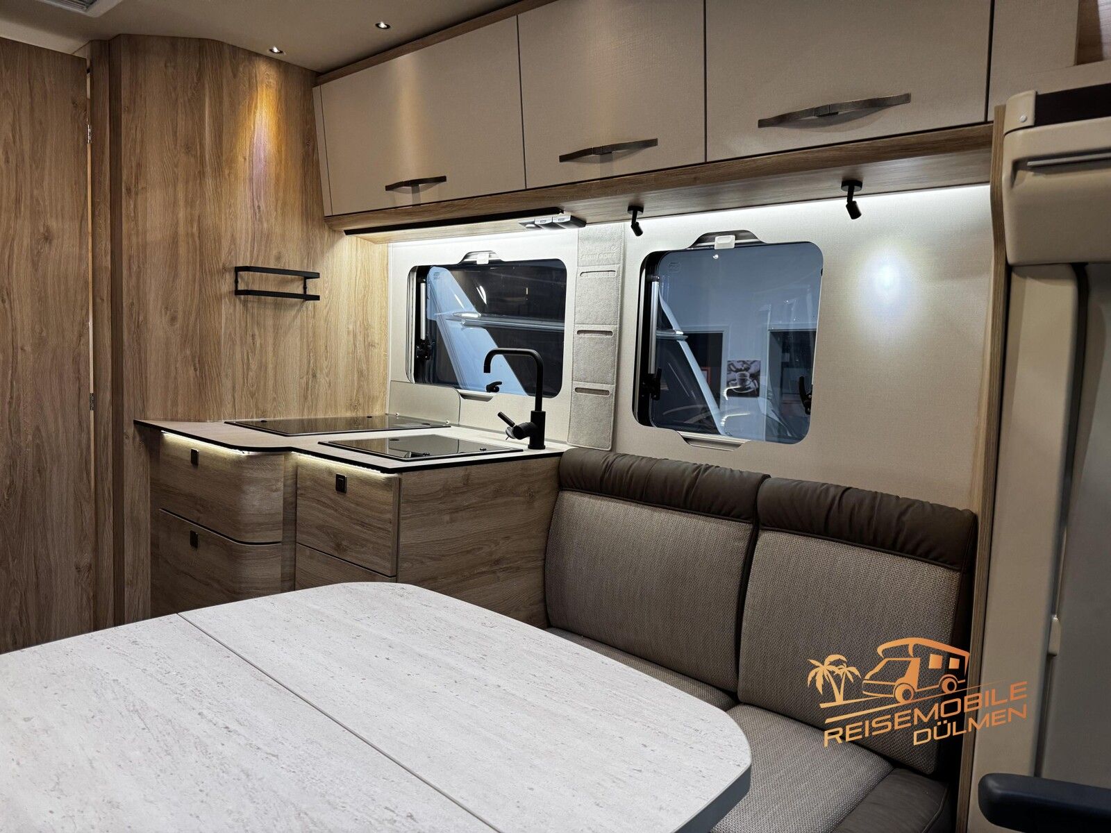 Fahrzeugabbildung Eura Mobil Profila T 720 EF Edition 101 4,25t Fahrassi