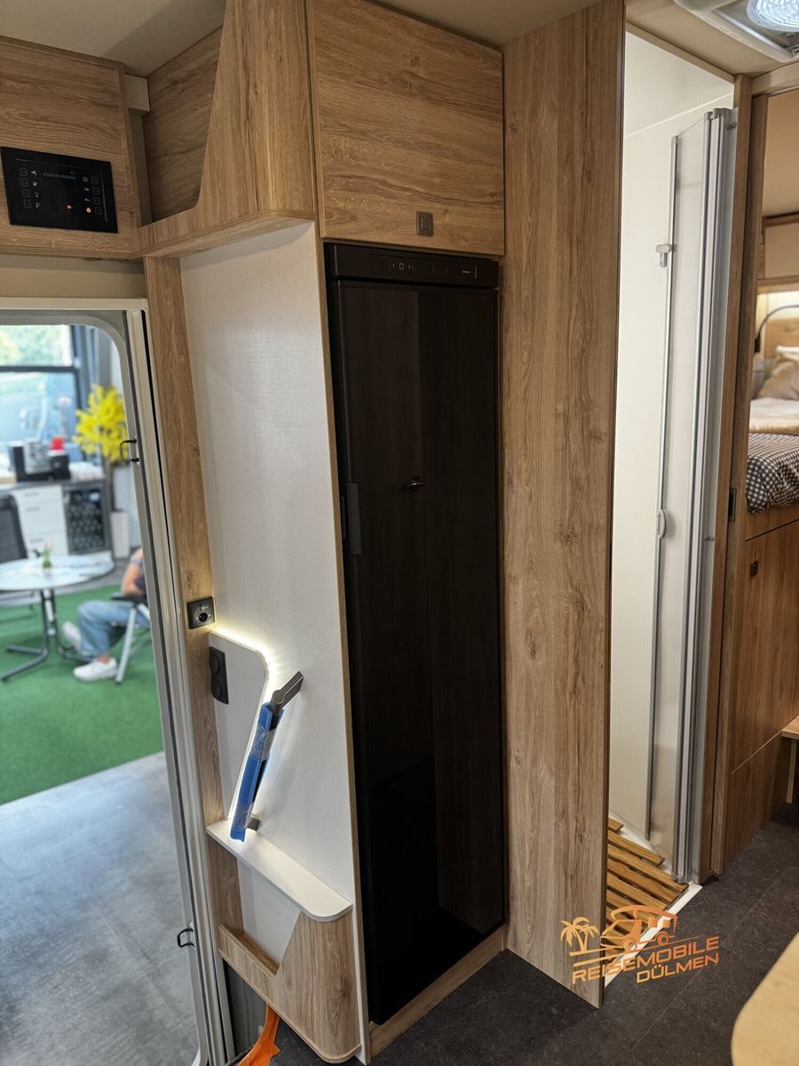 Fahrzeugabbildung Eura Mobil Profila T 720 EF Edition 101 4,25t Fahrassi