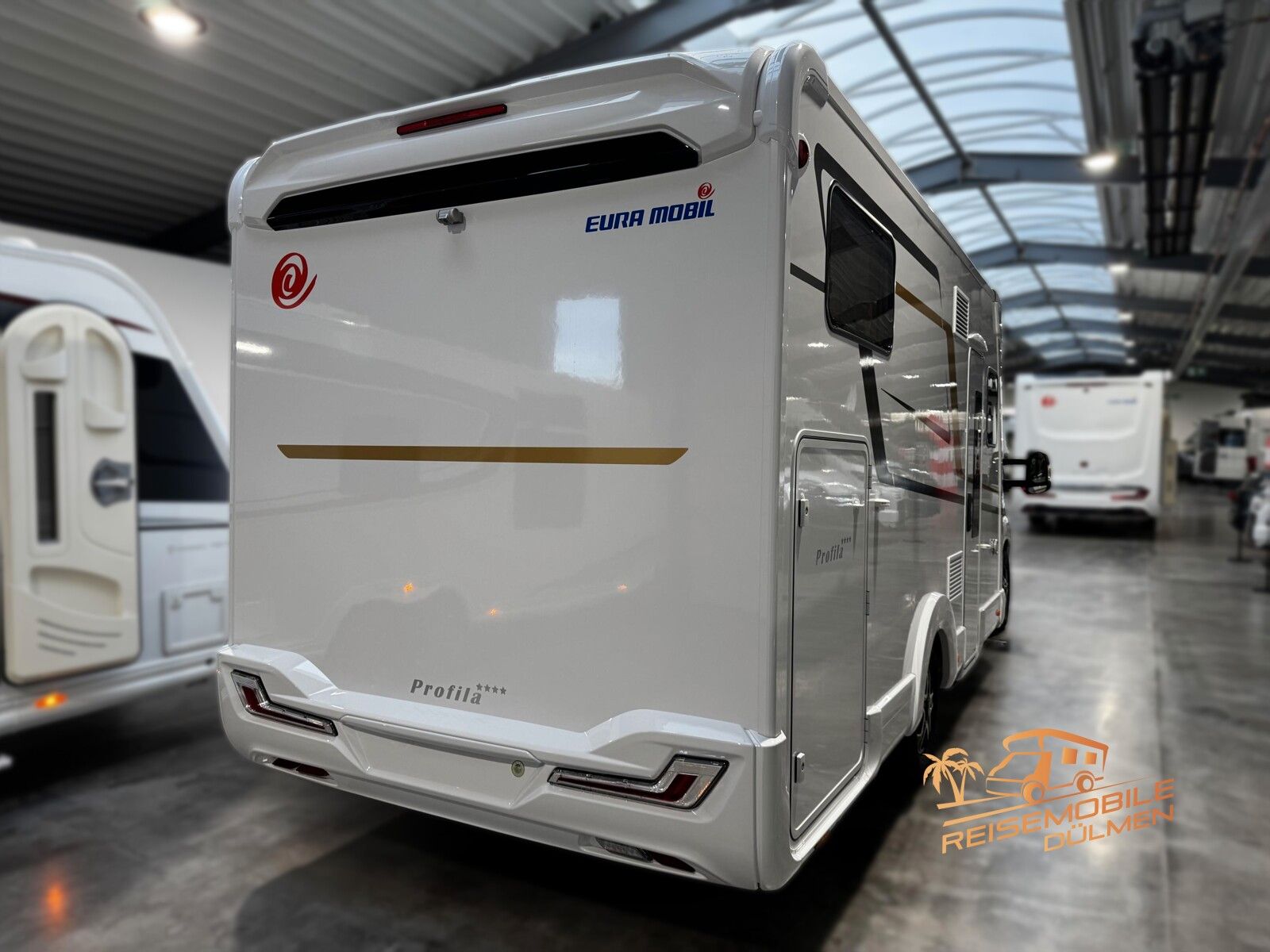 Fahrzeugabbildung Eura Mobil Profila T 720 EF Edition 101 4,25t Fahrassi