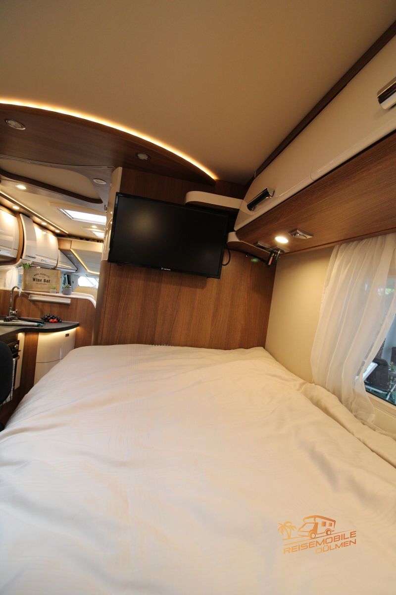 Fahrzeugabbildung Carthago c-tourer I  148 LE 180PS Auto Solar AHK 5.Sitzer