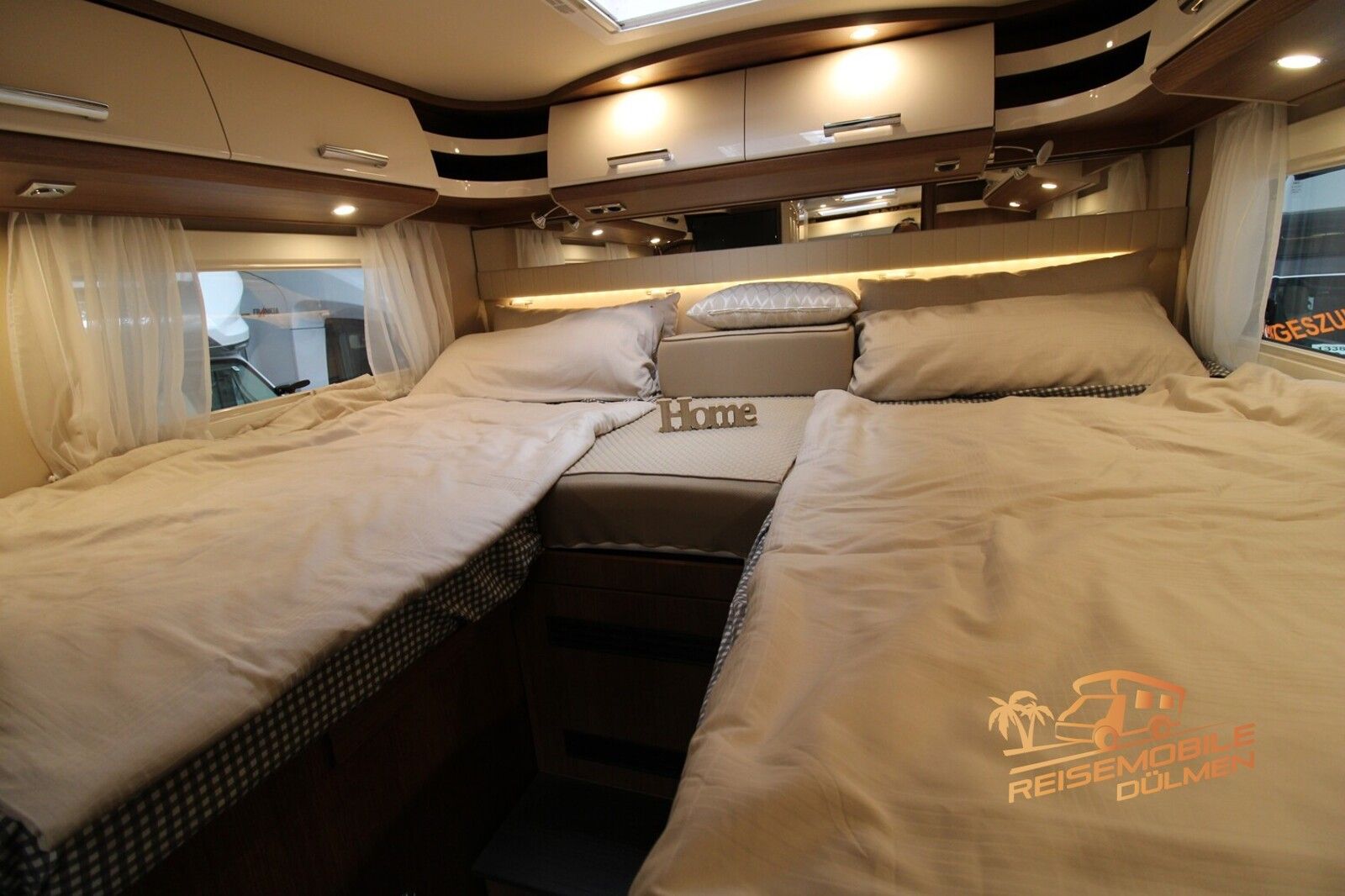 Fahrzeugabbildung Carthago c-tourer I  148 LE SAT TV  Solar AHK 5.Sitzer