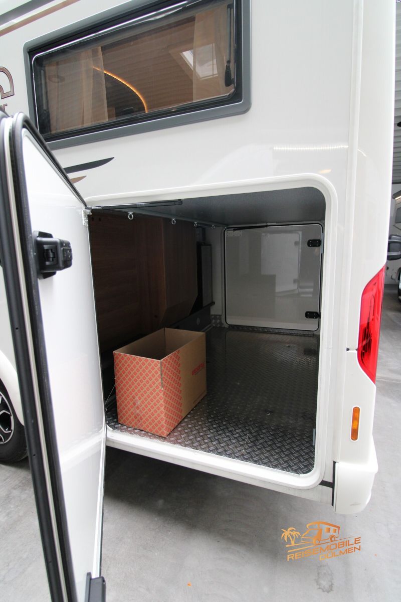 Fahrzeugabbildung Carthago c-tourer I  148 LE SAT TV  Solar AHK 5.Sitzer