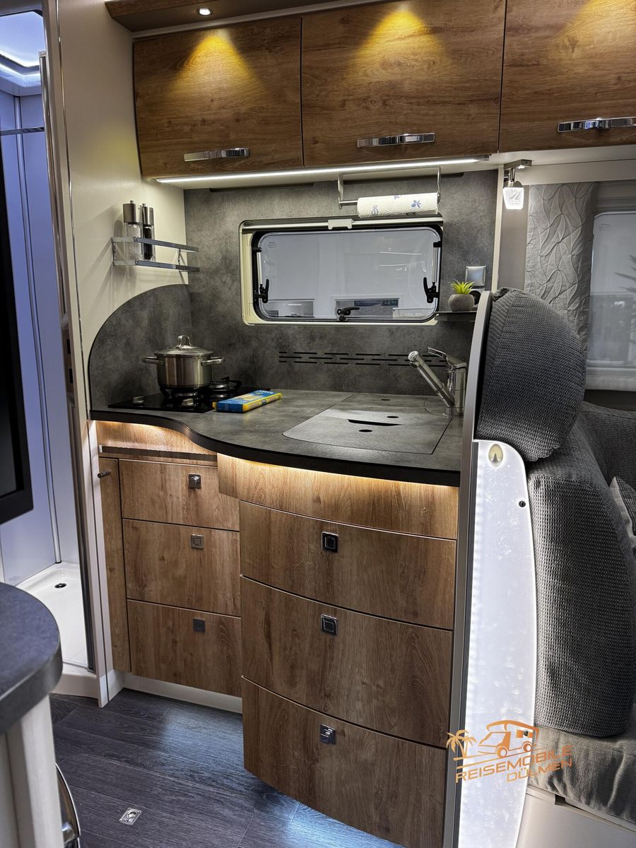 Fahrzeugabbildung Frankia M-Line T 7400 GD Exklusiv V6 3,0CDI SAT TV Alde