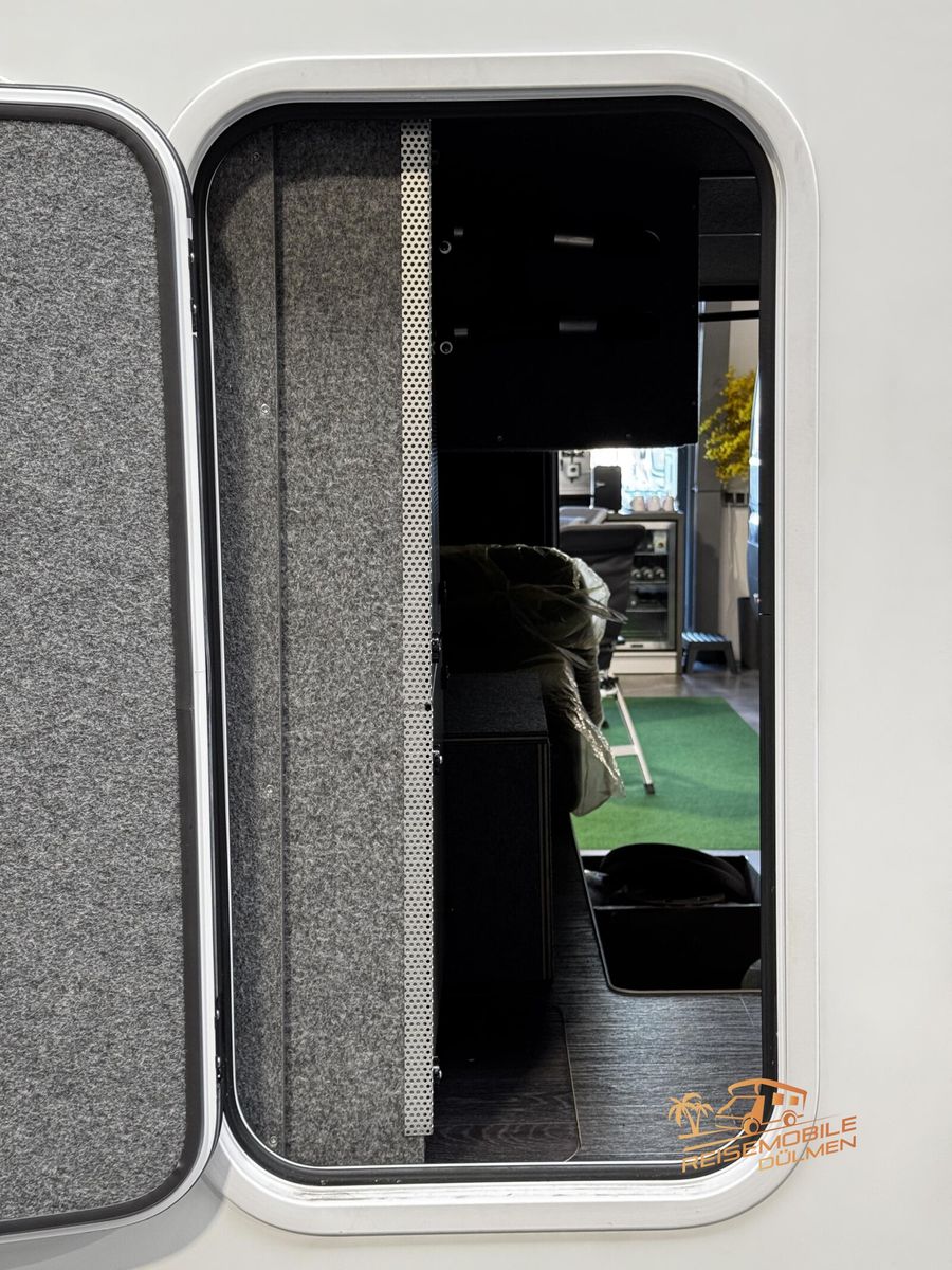 Fahrzeugabbildung Frankia M-Line T 7400 GD Exklusiv V6 3,0CDI SAT TV Alde