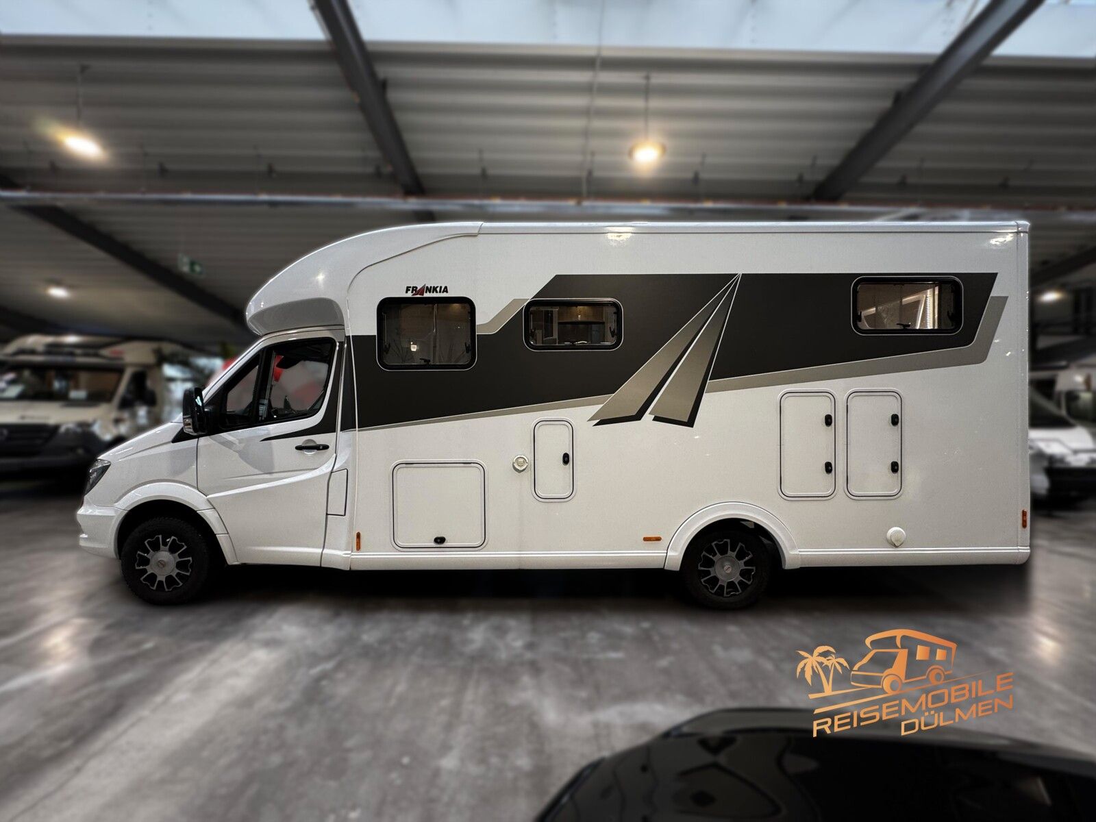 Fahrzeugabbildung Frankia M-Line T 7400 GD Exklusiv V6 3,0CDI SAT TV Alde