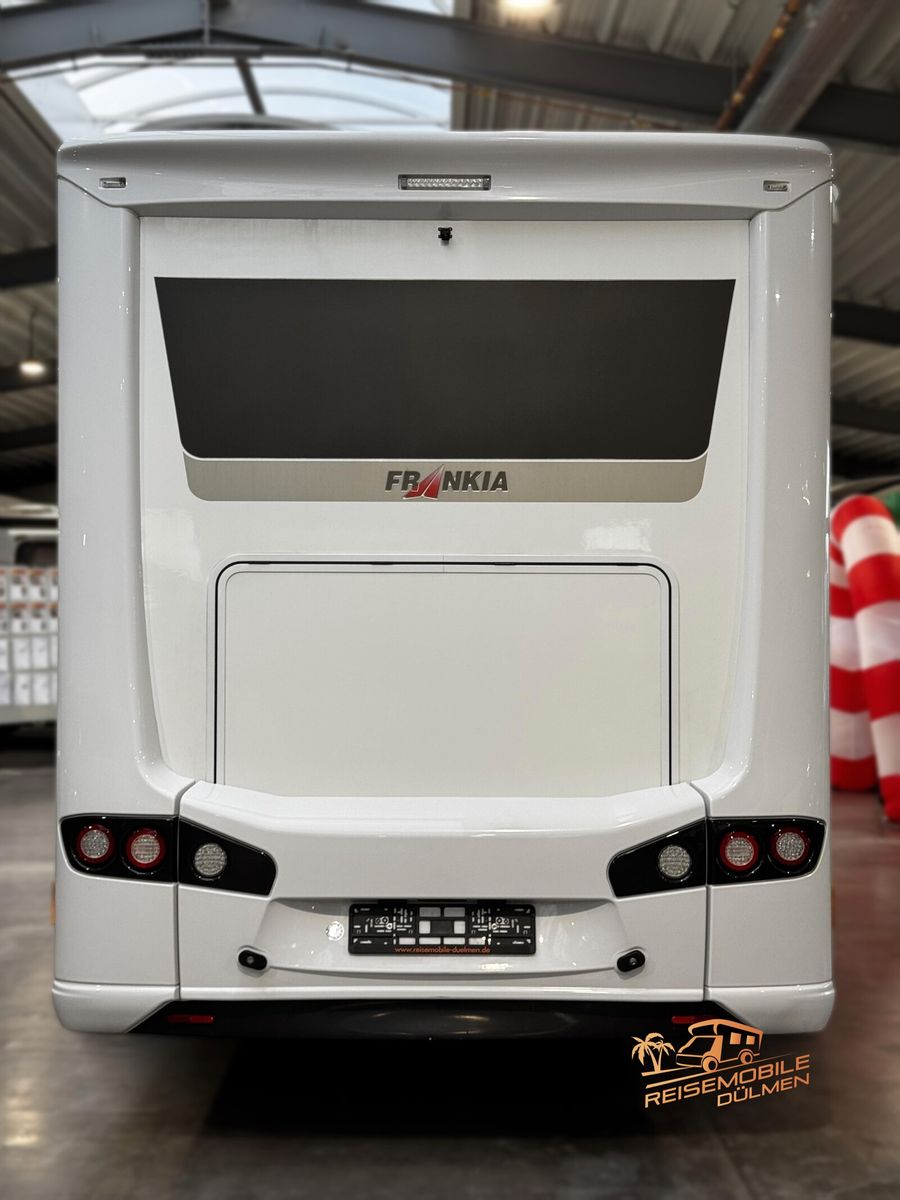 Fahrzeugabbildung Frankia M-Line T 7400 GD Exklusiv V6 3,0CDI SAT TV Alde