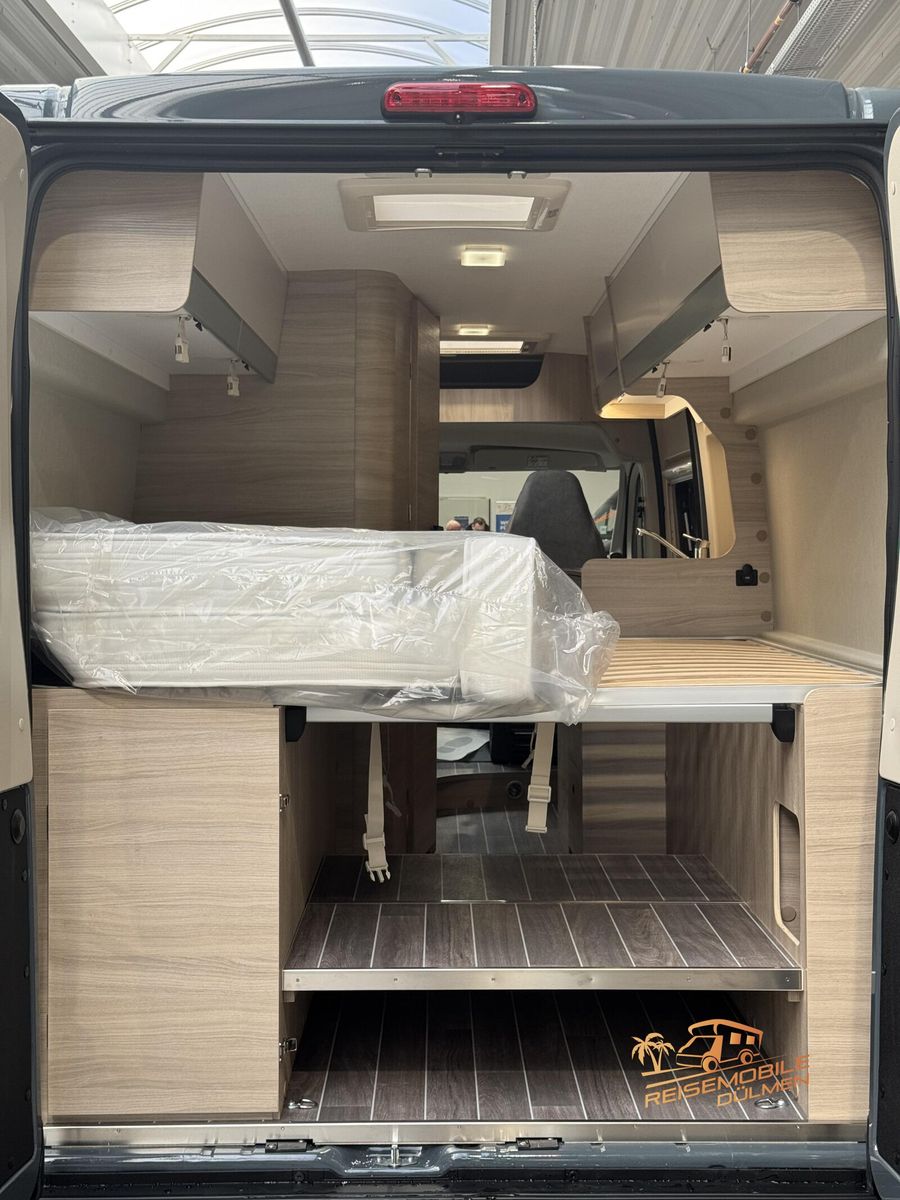 Fahrzeugabbildung Forster Livin Up Pro FV 636 EBL 8G Auto Isofix e.Spiegel