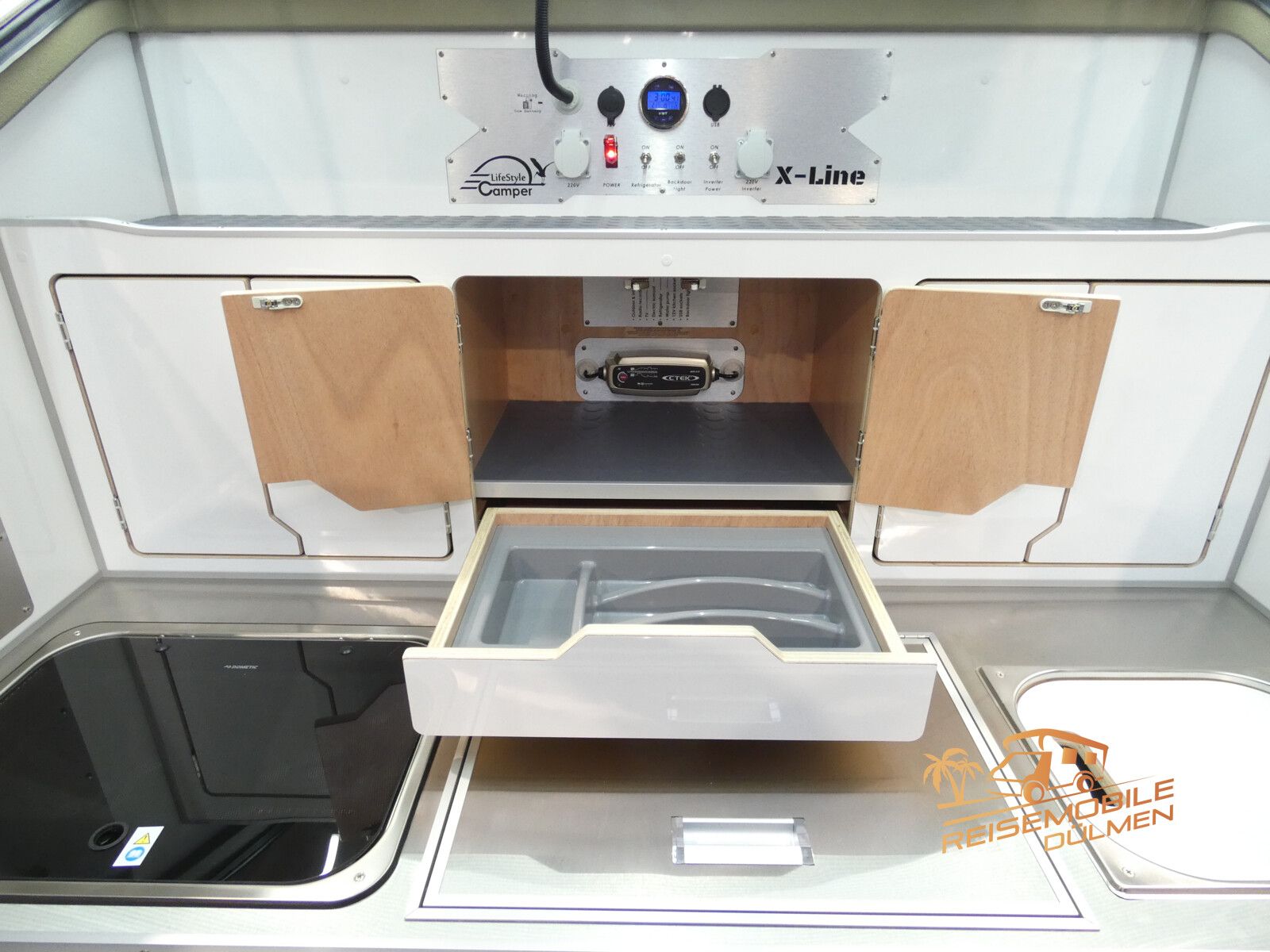 Fahrzeugabbildung Andere LifeStyle Camper X-Line Gaskocher  Einzelrad 135