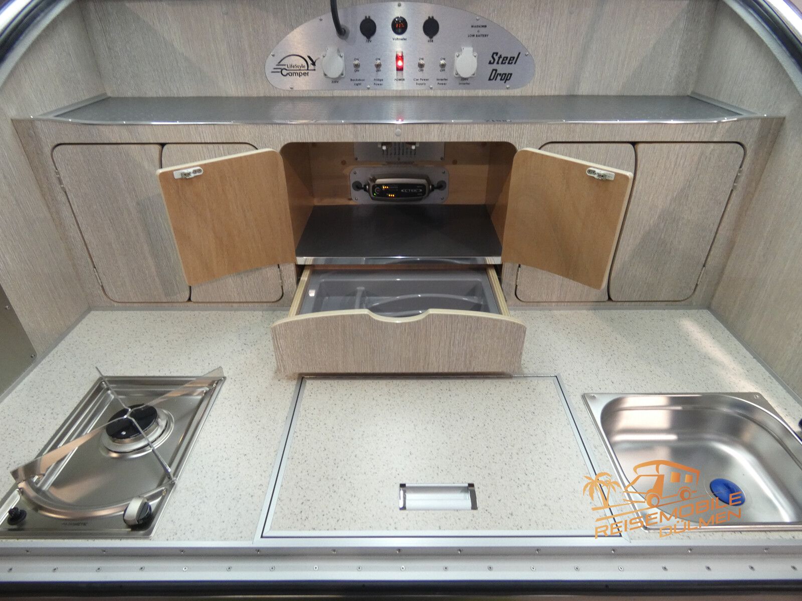 Fahrzeugabbildung Andere LifeStyle Camper SteelDrop Arbeitsplatte Edelsta