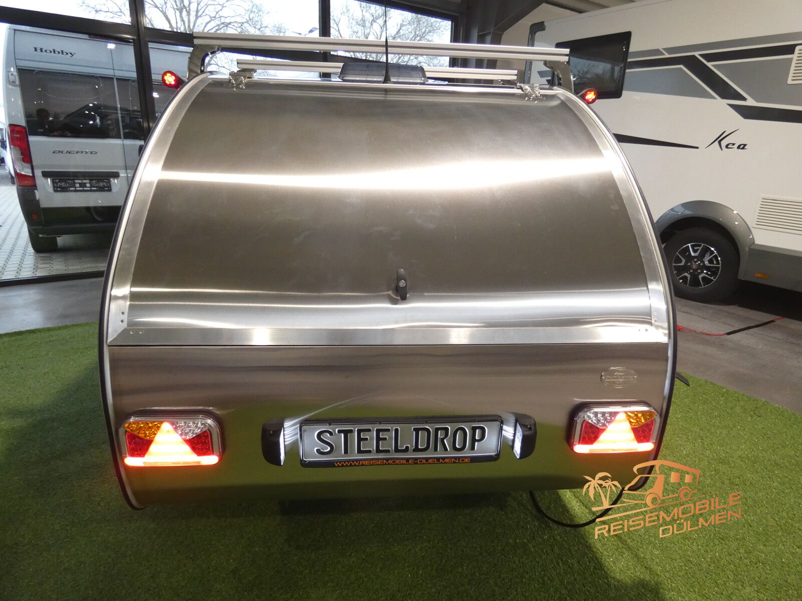 Fahrzeugabbildung Andere LifeStyle Camper SteelDrop Arbeitsplatte Edelsta