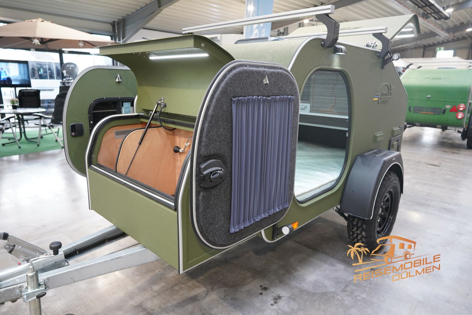 Fahrzeugabbildung Andere LifeStyle Camper X-Line Außendusche Dachreling A