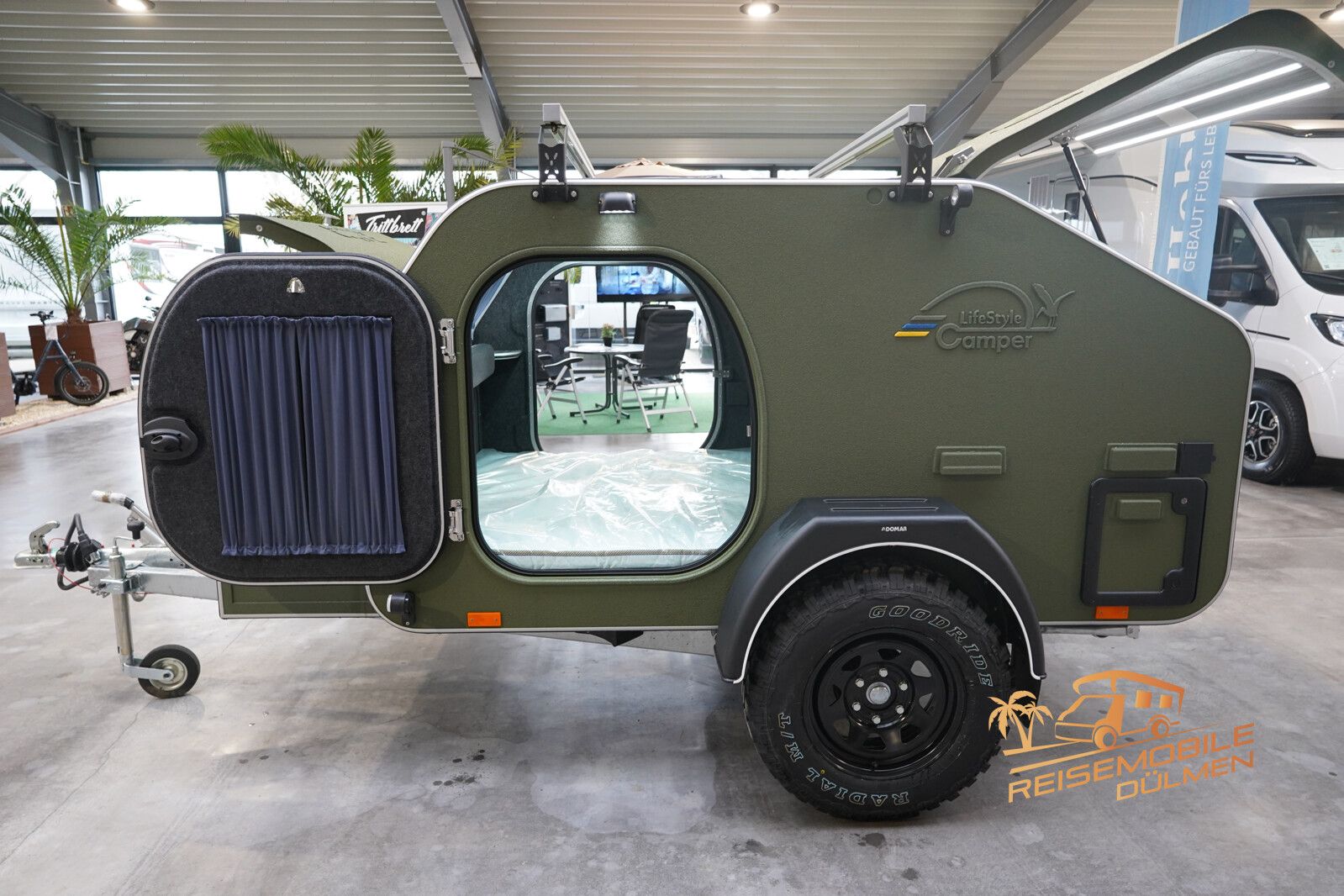 Fahrzeugabbildung Andere LifeStyle Camper X-Line Außendusche Dachreling A