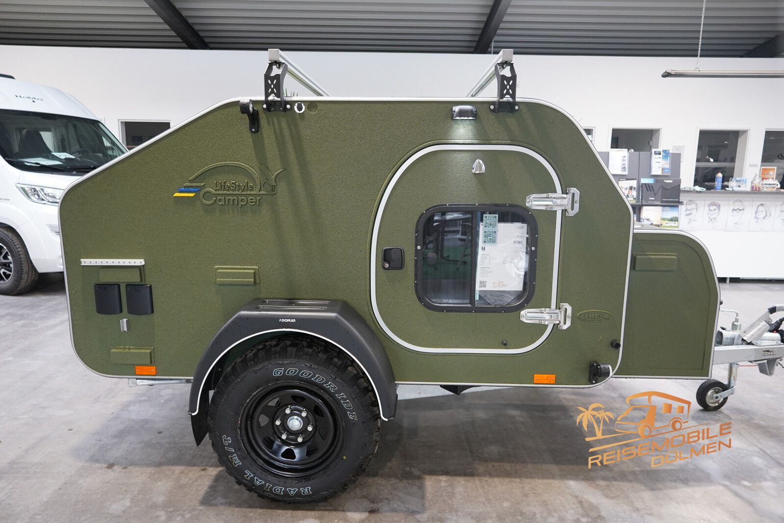 Fahrzeugabbildung Andere LifeStyle Camper X-Line Außendusche Dachreling A