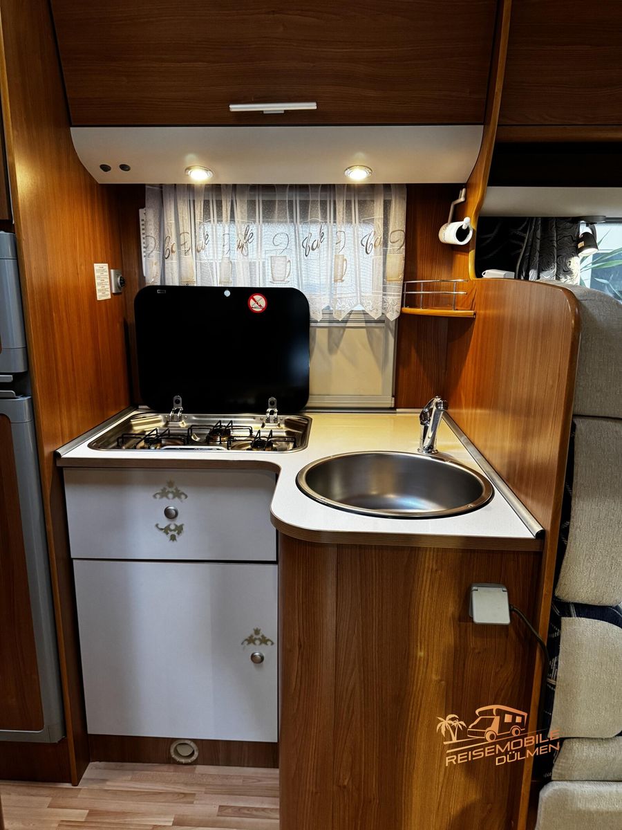 Fahrzeugabbildung Rimor Europeo 8 2.Hand Markise Klima  Fahrradträger