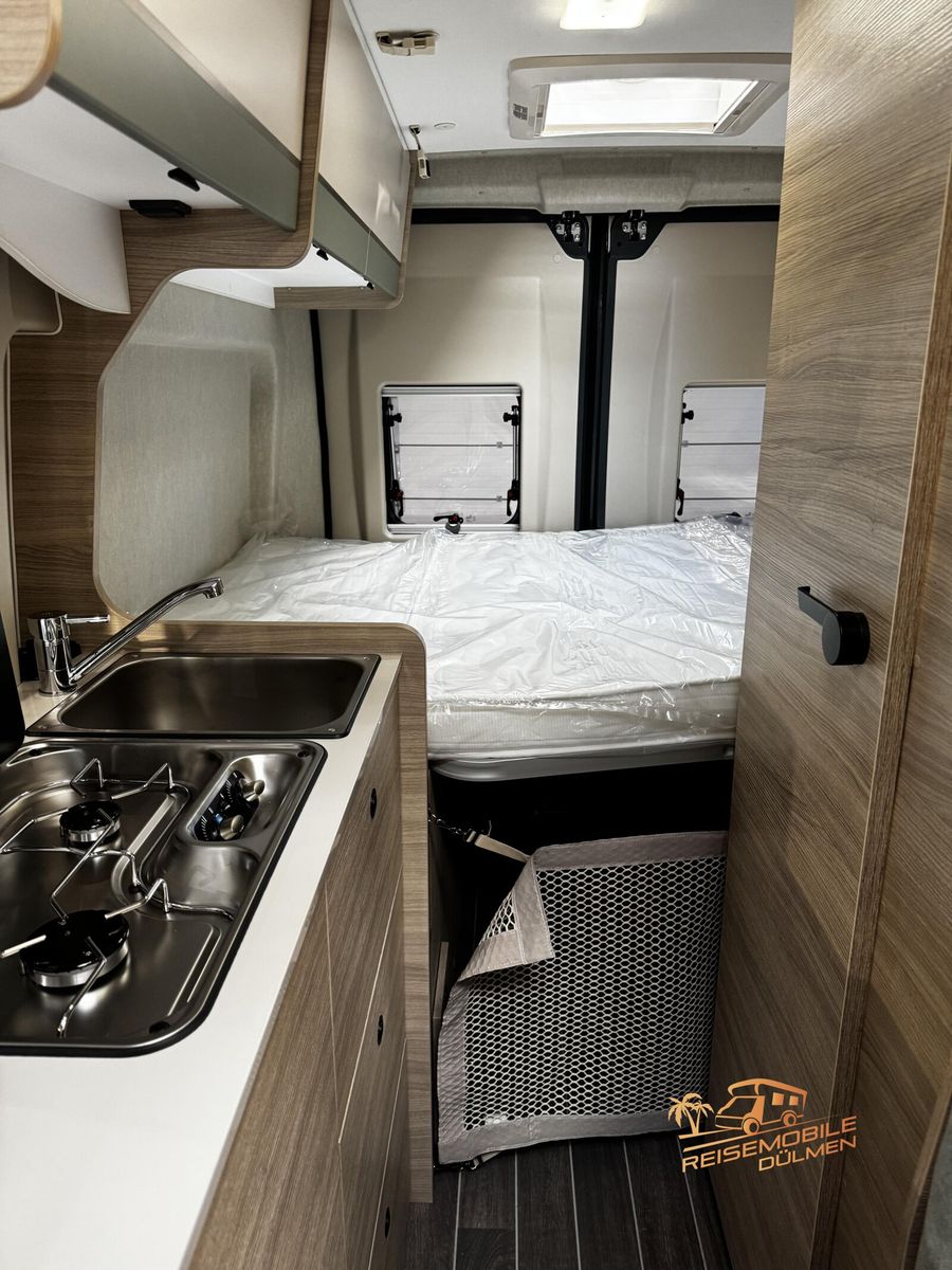 Fahrzeugabbildung Forster Livin Up Pro FV541 HBL Combi4Gas Travel Line PDC