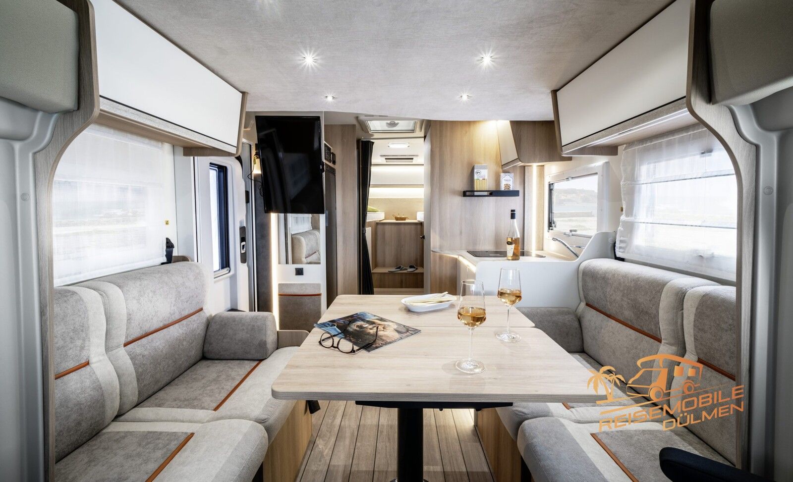 Fahrzeugabbildung Forster T F745 EF VIBE EDITION Lithium Truma 6E ACC