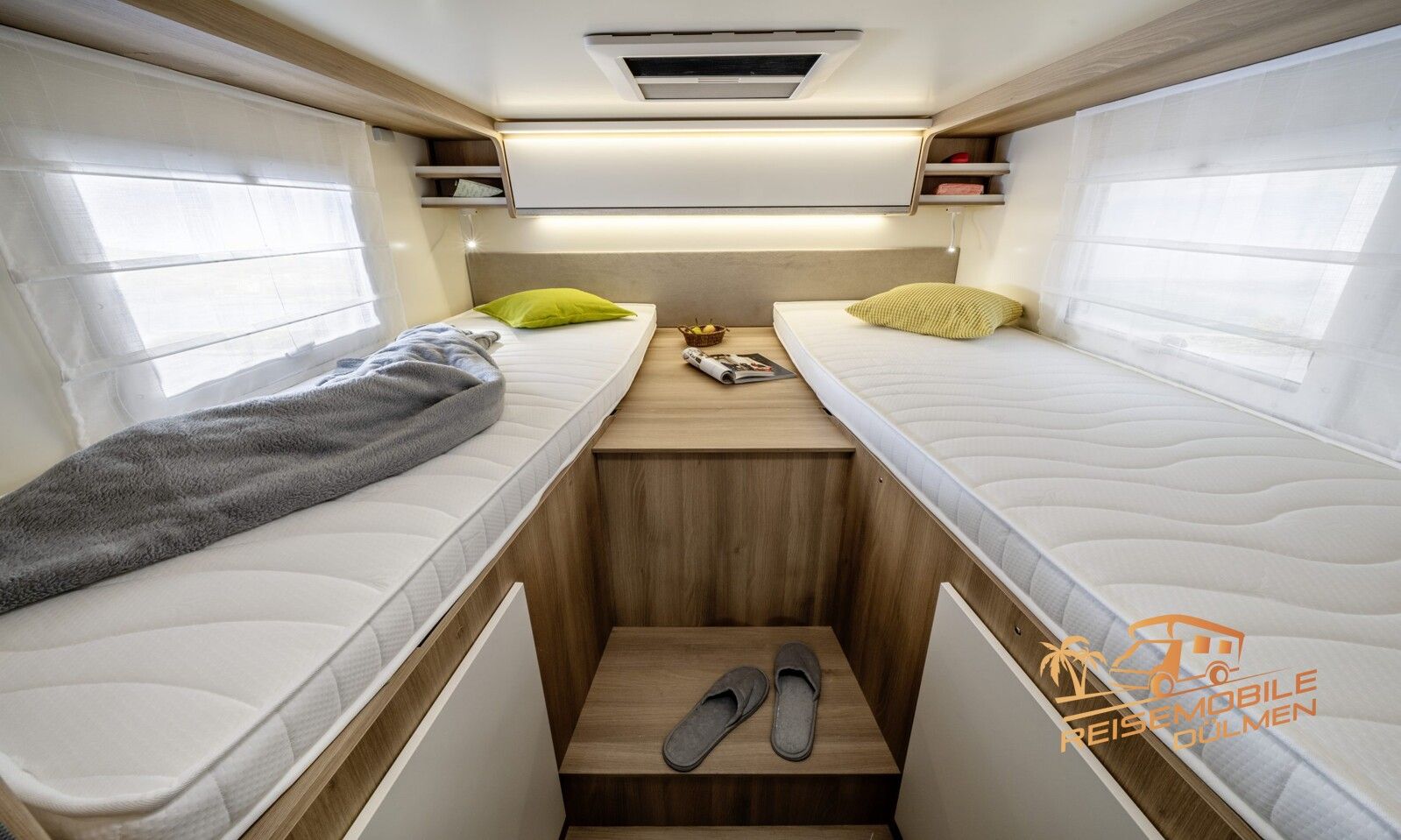 Fahrzeugabbildung Forster T F745 EF VIBE EDITION Lithium Truma 6E ACC