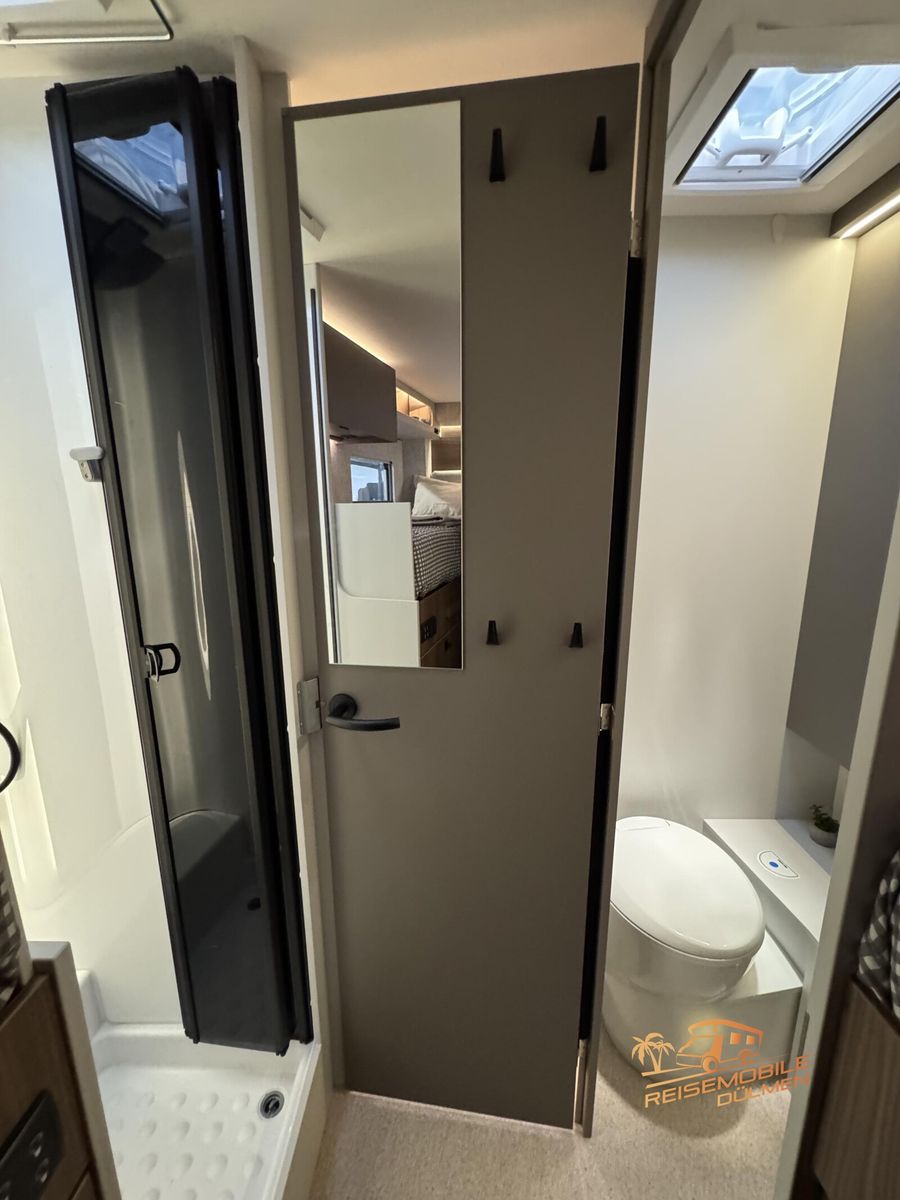 Fahrzeugabbildung LMC Cruiser 750 EL Sicherheits-Paket Fiat GFK