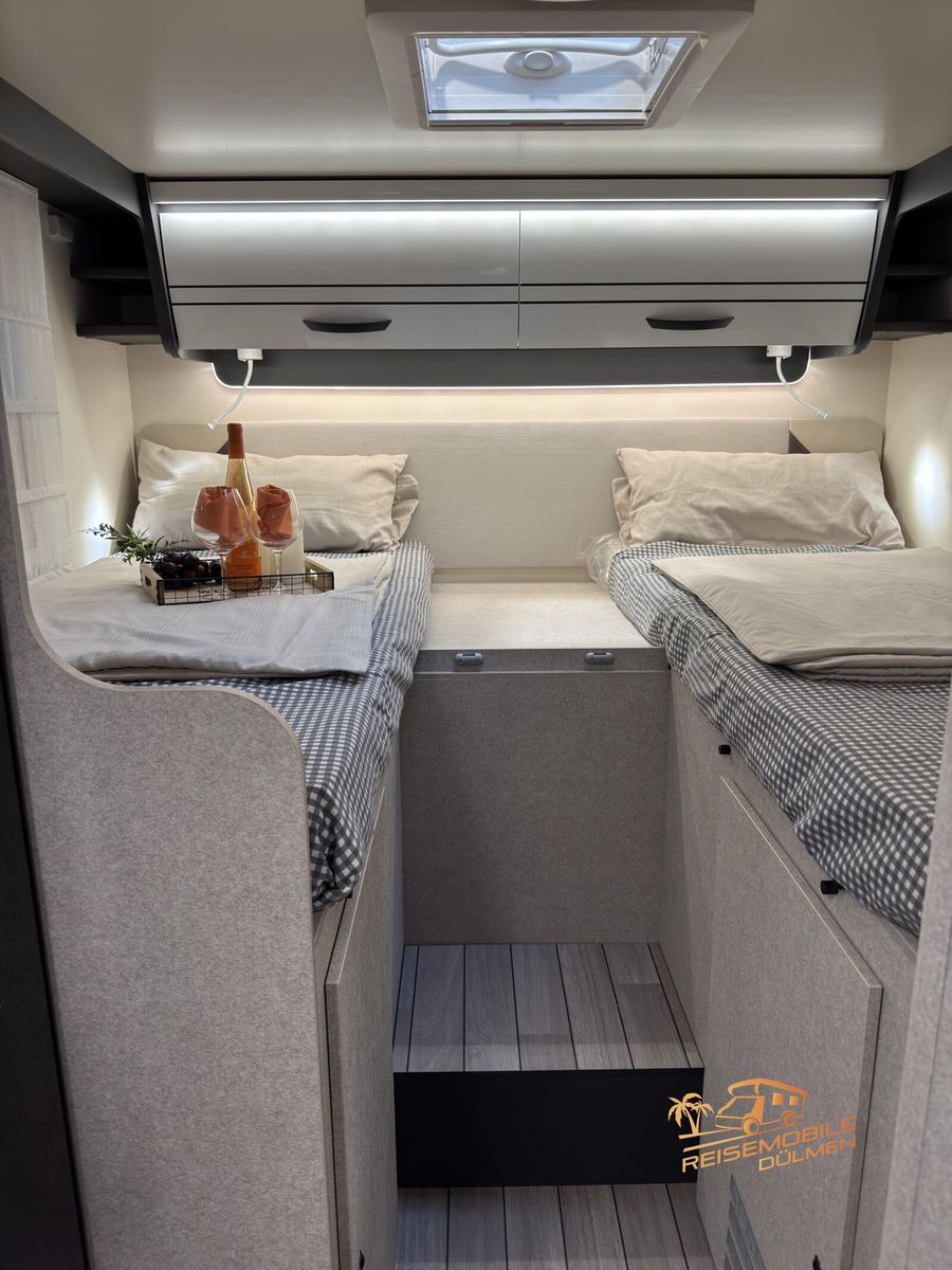 Fahrzeugabbildung Forster A 699EB 2026 Driver Assi Winter Paket 5 Sitzer