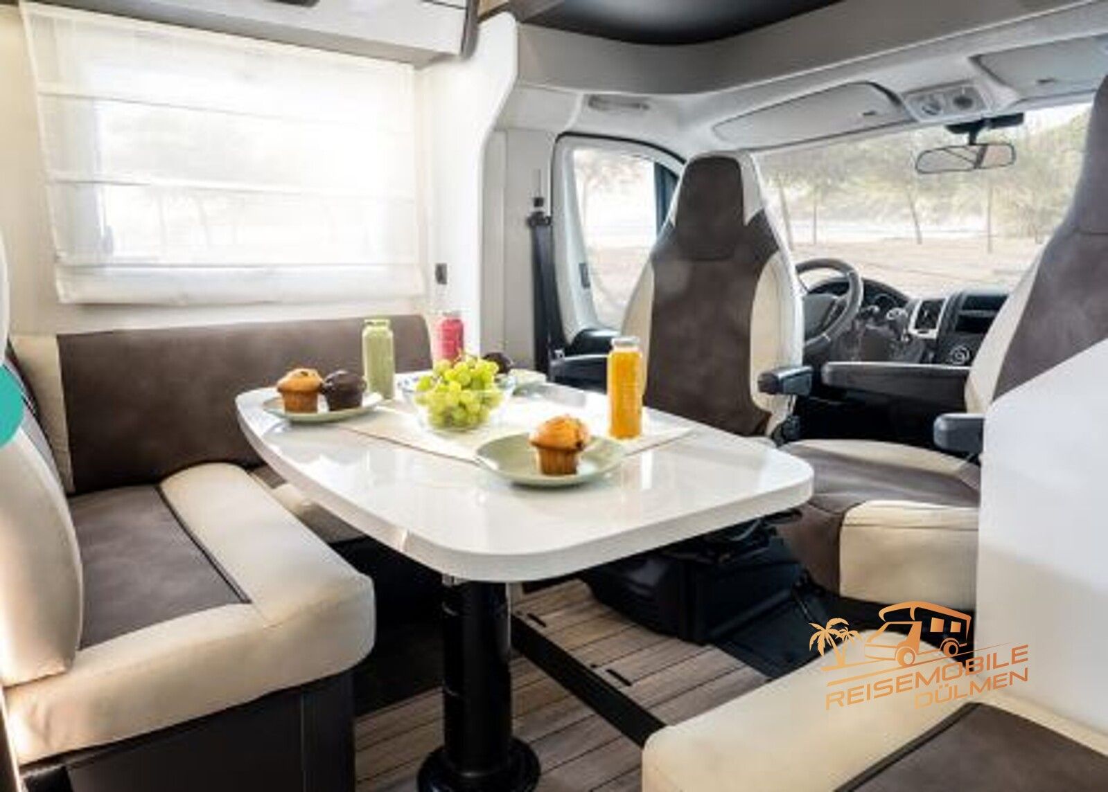 Fahrzeugabbildung Forster A 699EB Driver Assistance Pack Winter Paket