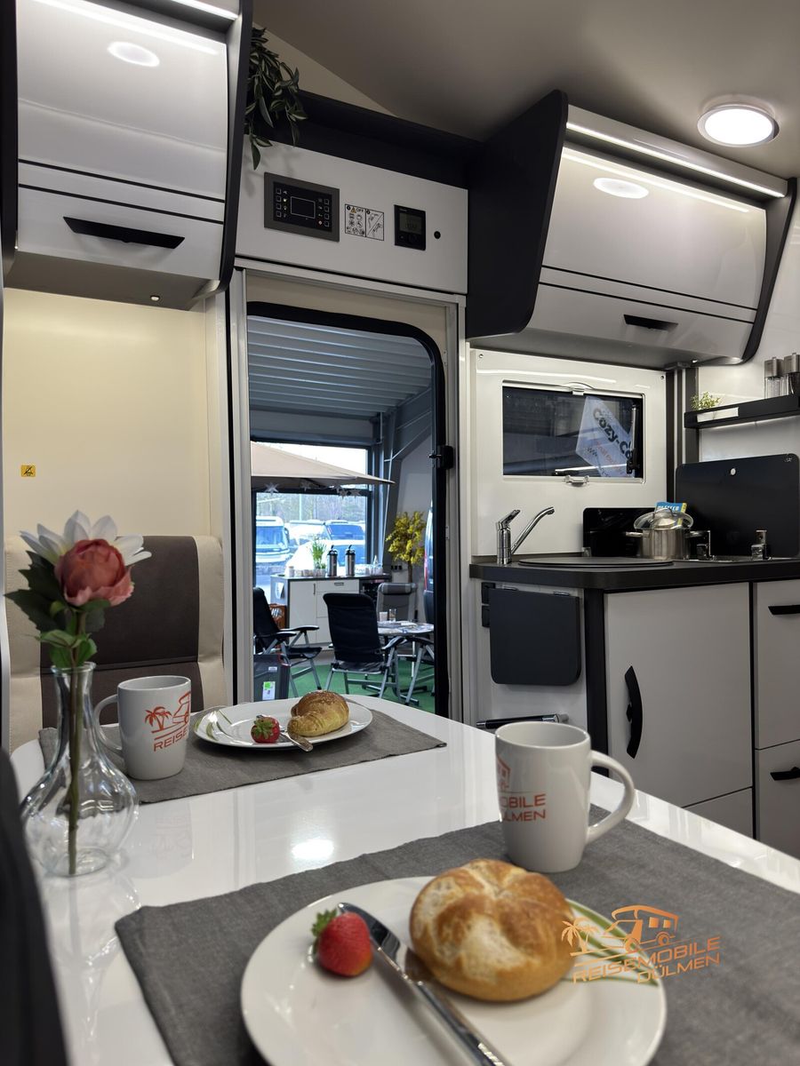 Fahrzeugabbildung Forster A 699EB 2026 Driver Assi Winter Paket 5 Sitzer