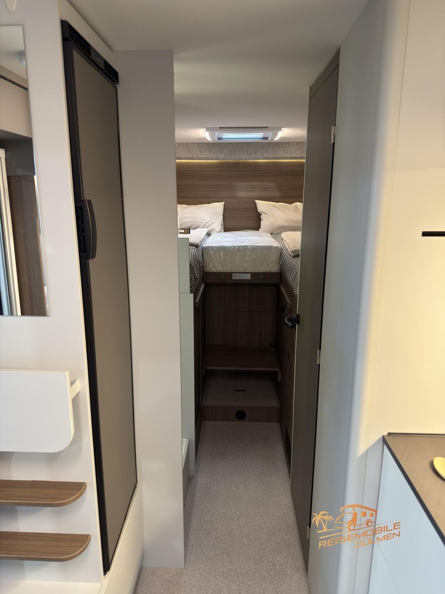 Fahrzeugabbildung LMC Cruiser 750 EF Sicherheits-Paket Automatik RFK