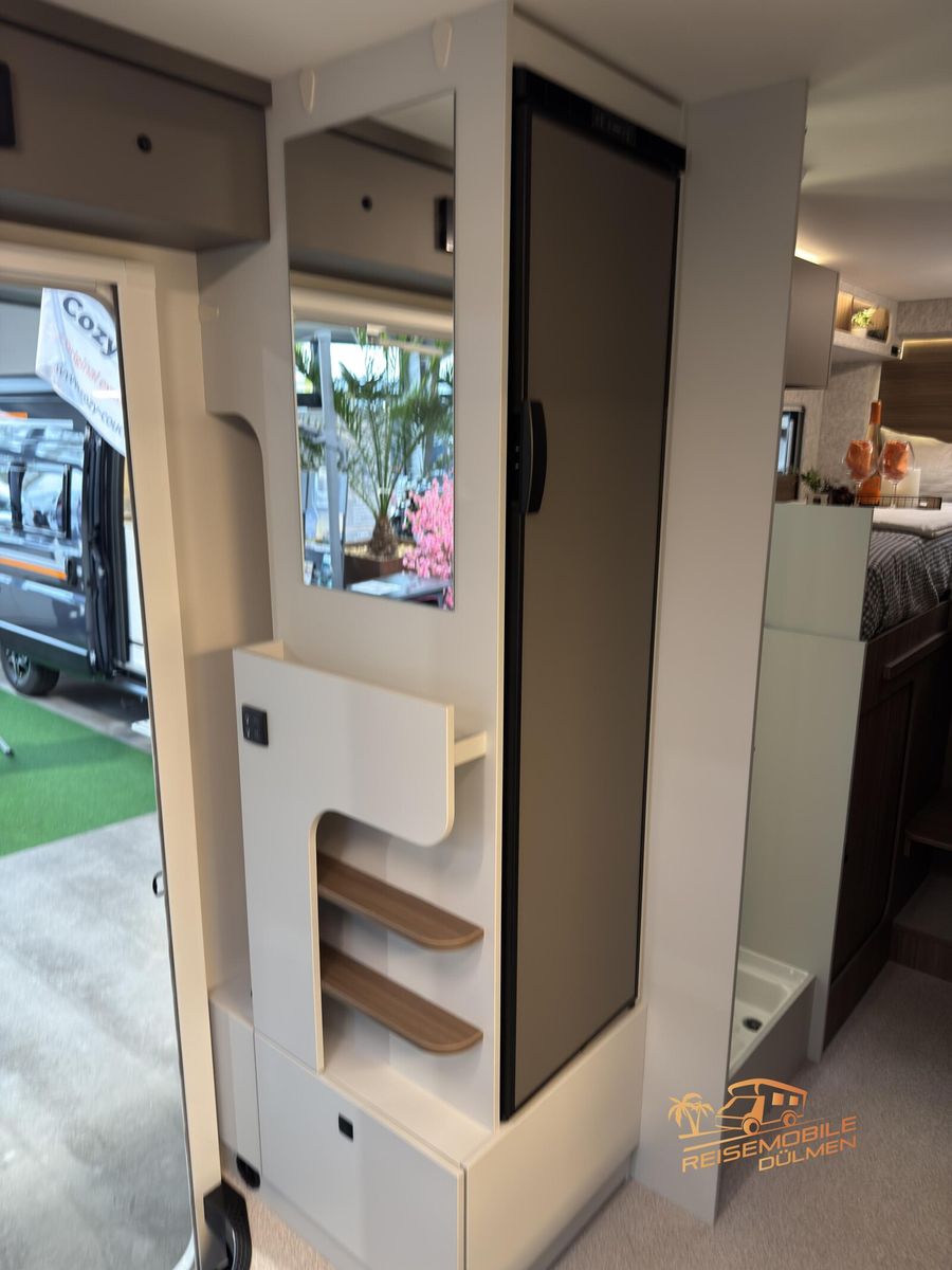 Fahrzeugabbildung LMC Cruiser 750 EF Sicherheits-Paket Automatik RFK