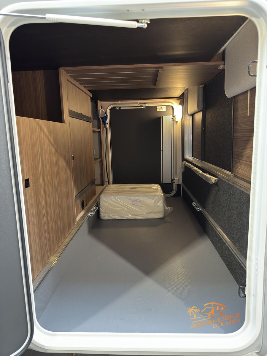 Fahrzeugabbildung LMC Cruiser 750 EF Sicherheits-Paket Automatik RFK