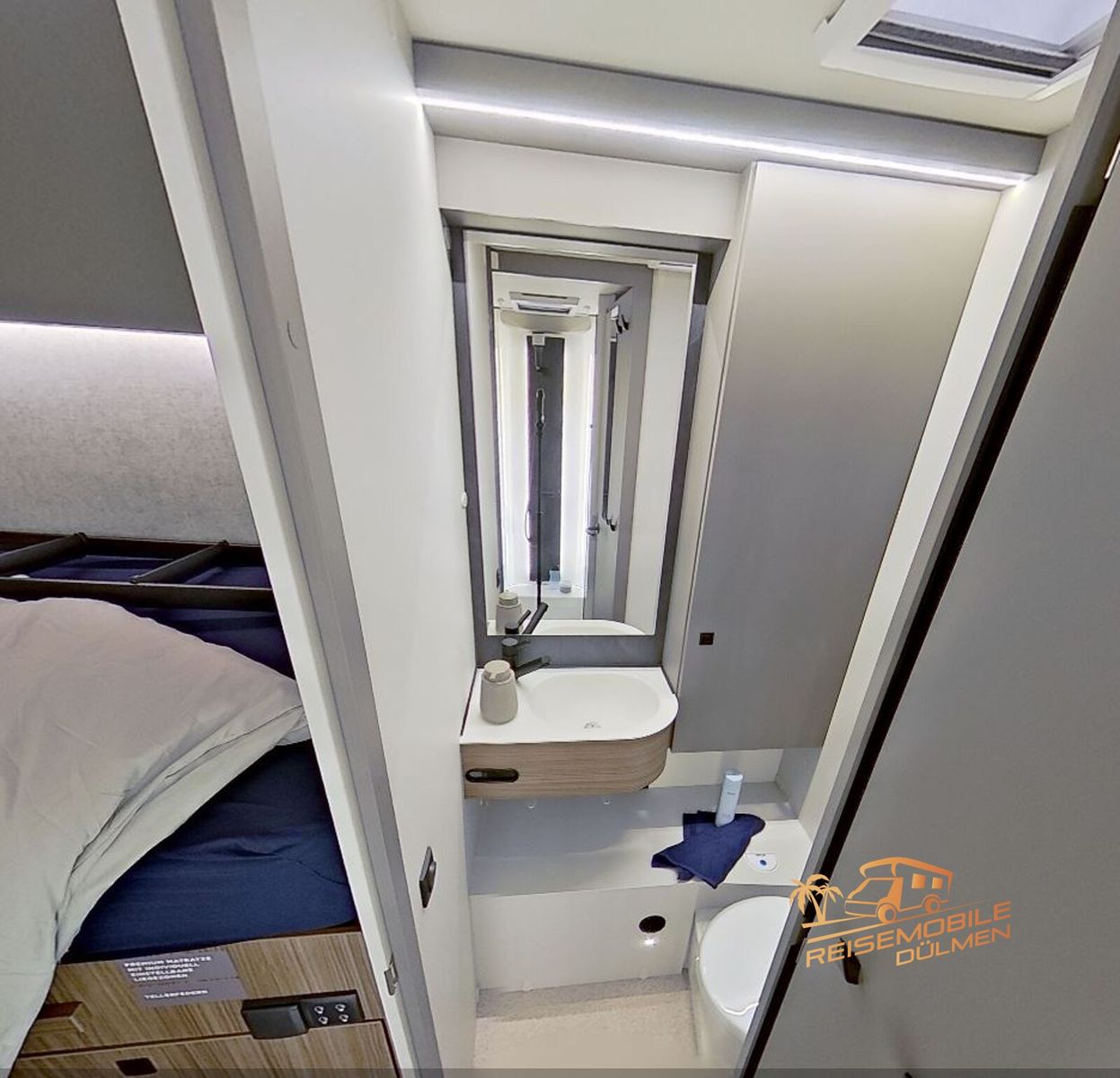 Fahrzeugabbildung LMC Cruiser 750 EF verfügbar ca.02.2026!