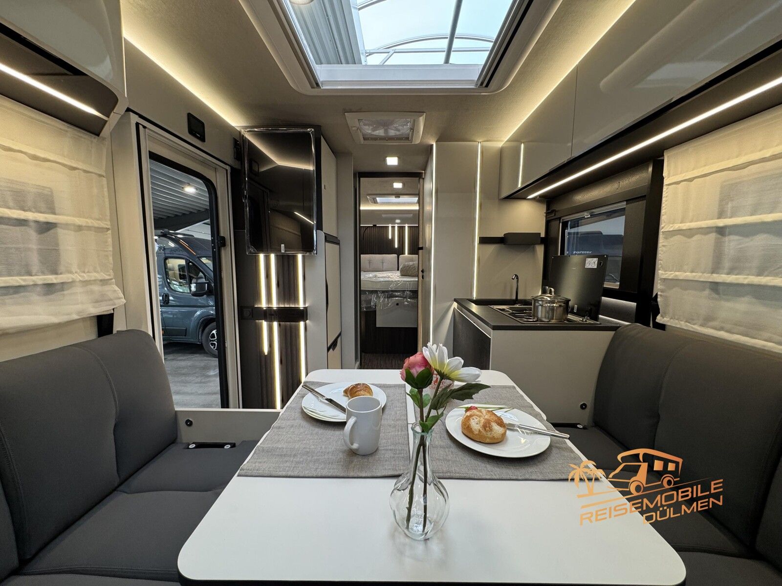 Fahrzeugabbildung Mobilvetta Kea P90 NB ACC Navi Solar TV Lithium Truma 6E