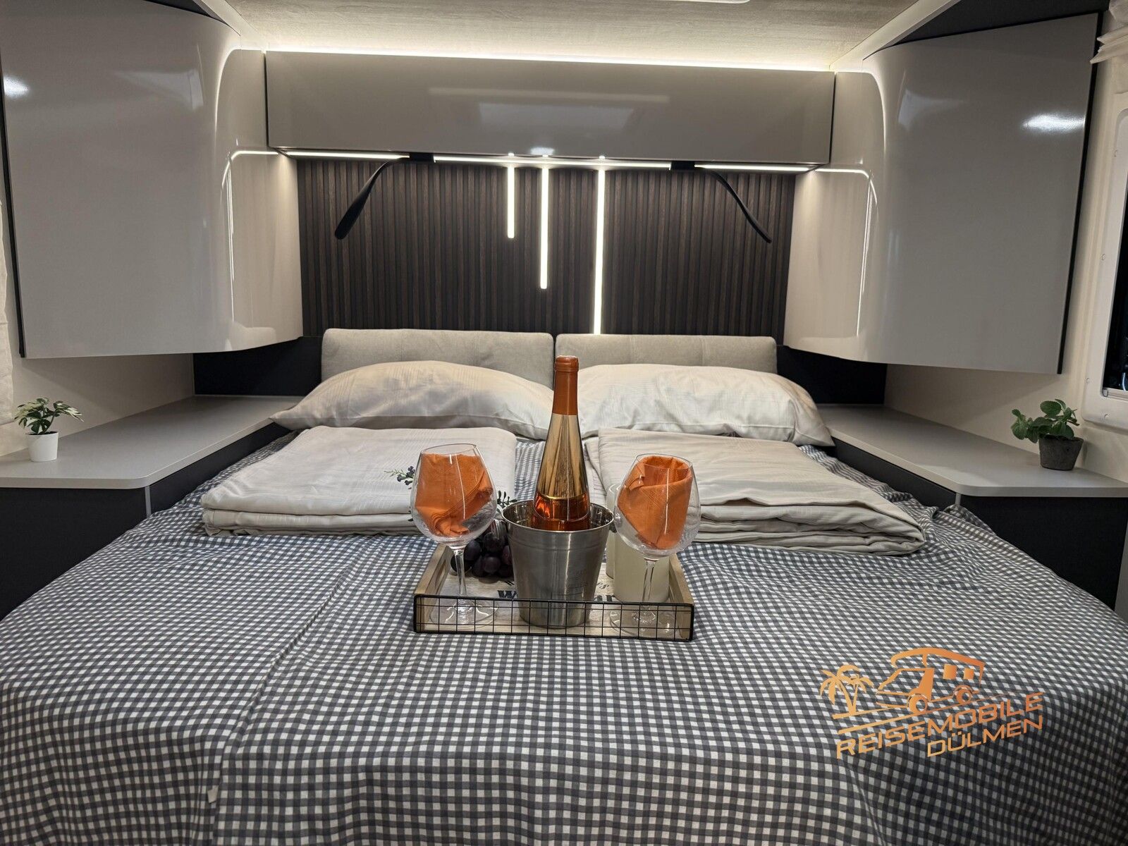 Fahrzeugabbildung Mobilvetta Kea P90 NB ACC Navi Solar TV Lithium Truma 6E