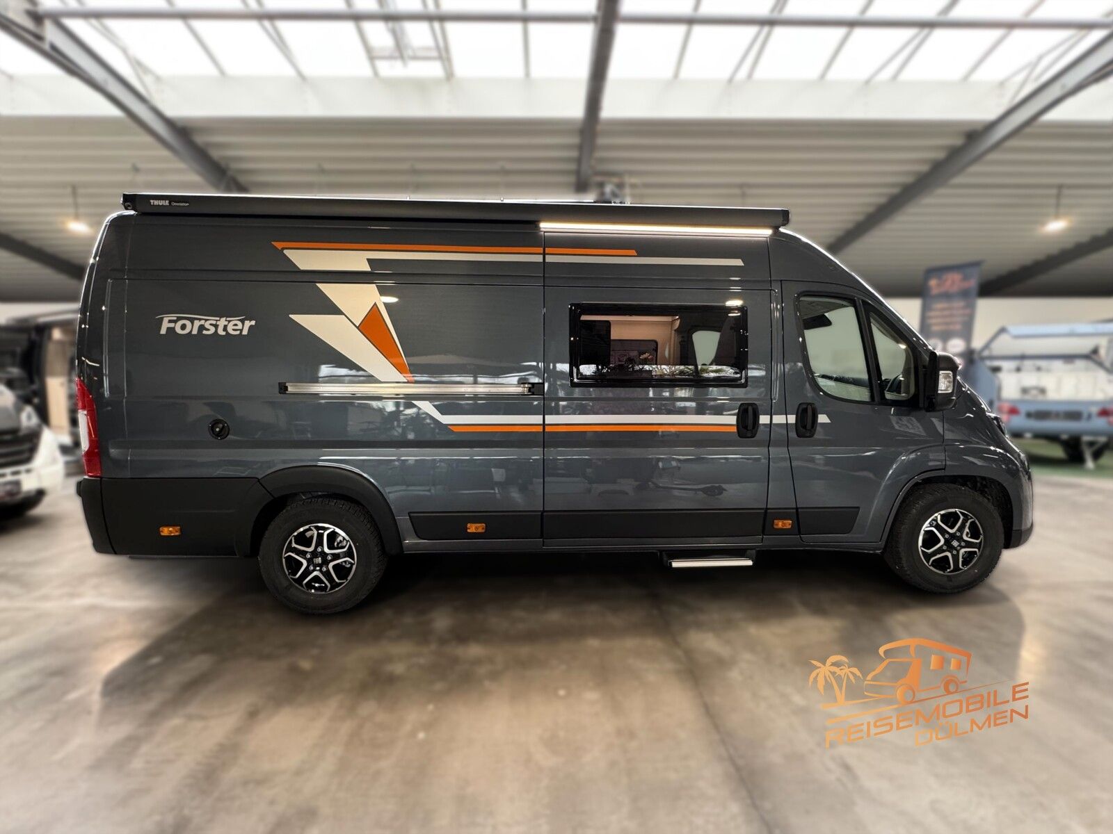 Fahrzeugabbildung Forster Livin Up Pro 636 EBL VIBE Edition Automatik