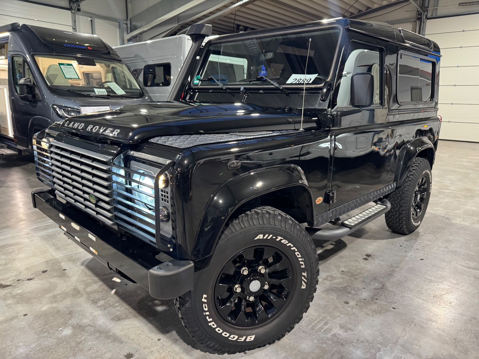 Fahrzeugabbildung Land Rover Defender 90 Scheckheft Sitzheizung 4Sitzer AHK