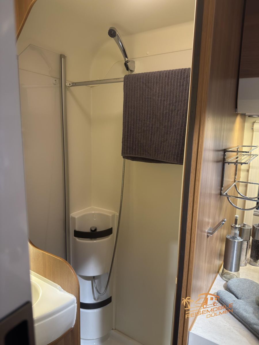 Fahrzeugabbildung Eura Mobil Activa One AO 630 LS