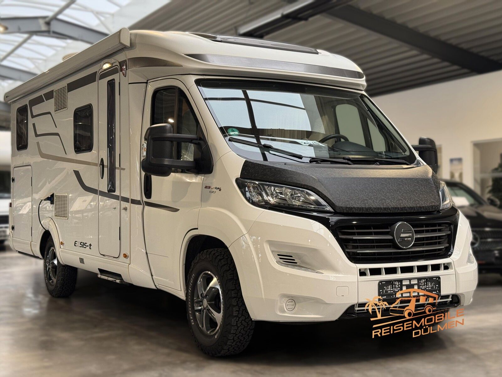 HYMER / ERIBA / HYMERCAR Exsis-t 588 Navi RFK  Solar AHK SAT TV