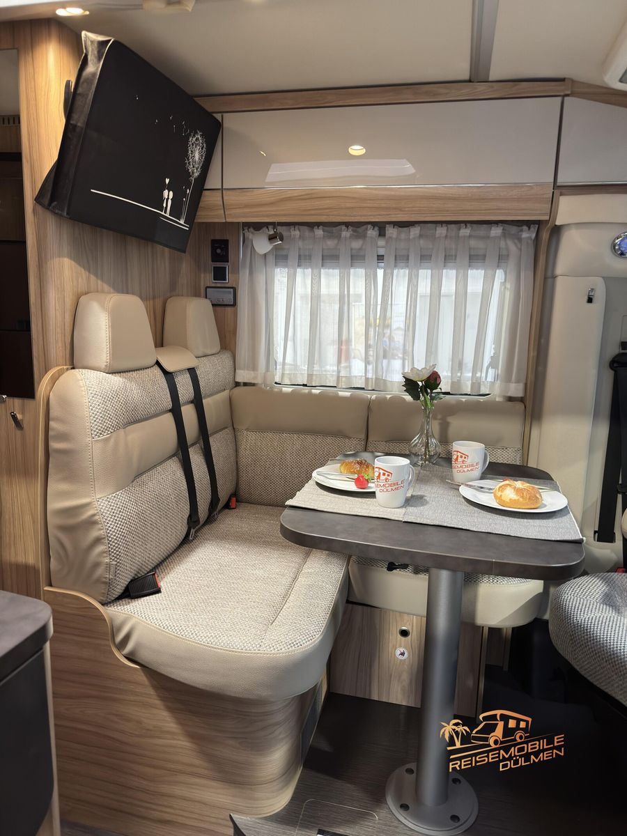 Fahrzeugabbildung HYMER / ERIBA / HYMERCAR Exsis-t 588 Navi RFK  Solar AHK SAT TV