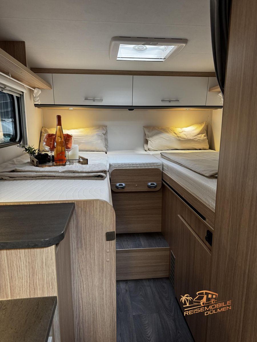 Fahrzeugabbildung Sunlight Adventure V 66 1.Hand SAT TV Navi RFK Allwetter