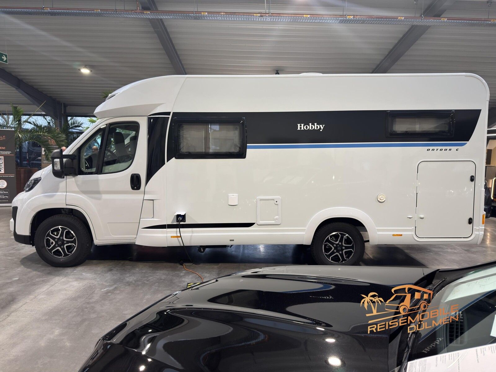 Fahrzeugabbildung Hobby OnTour T 710 GE TCombi6 DuoControl Paket-Safety