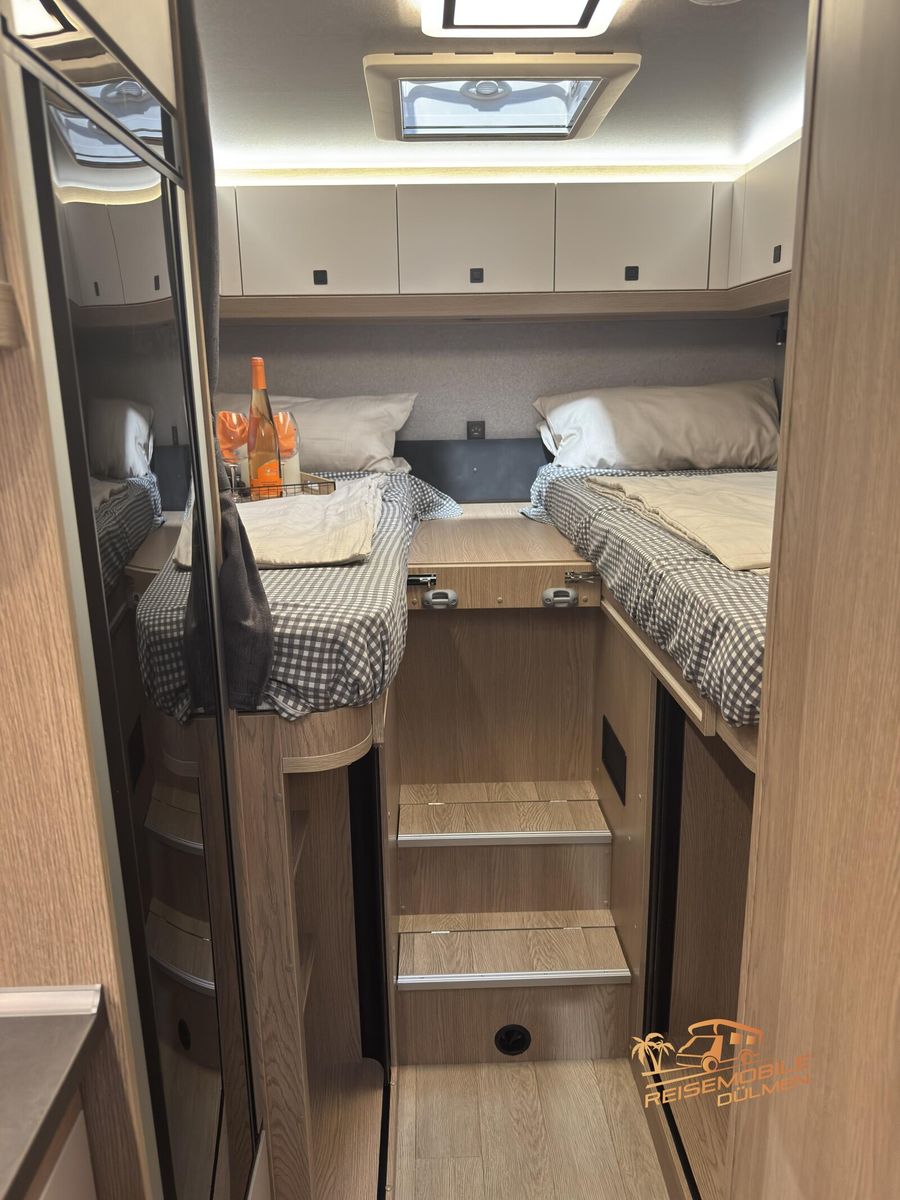 Fahrzeugabbildung Hobby OnTour T 710 GE Combi 6 RFK Markise Fahrassist