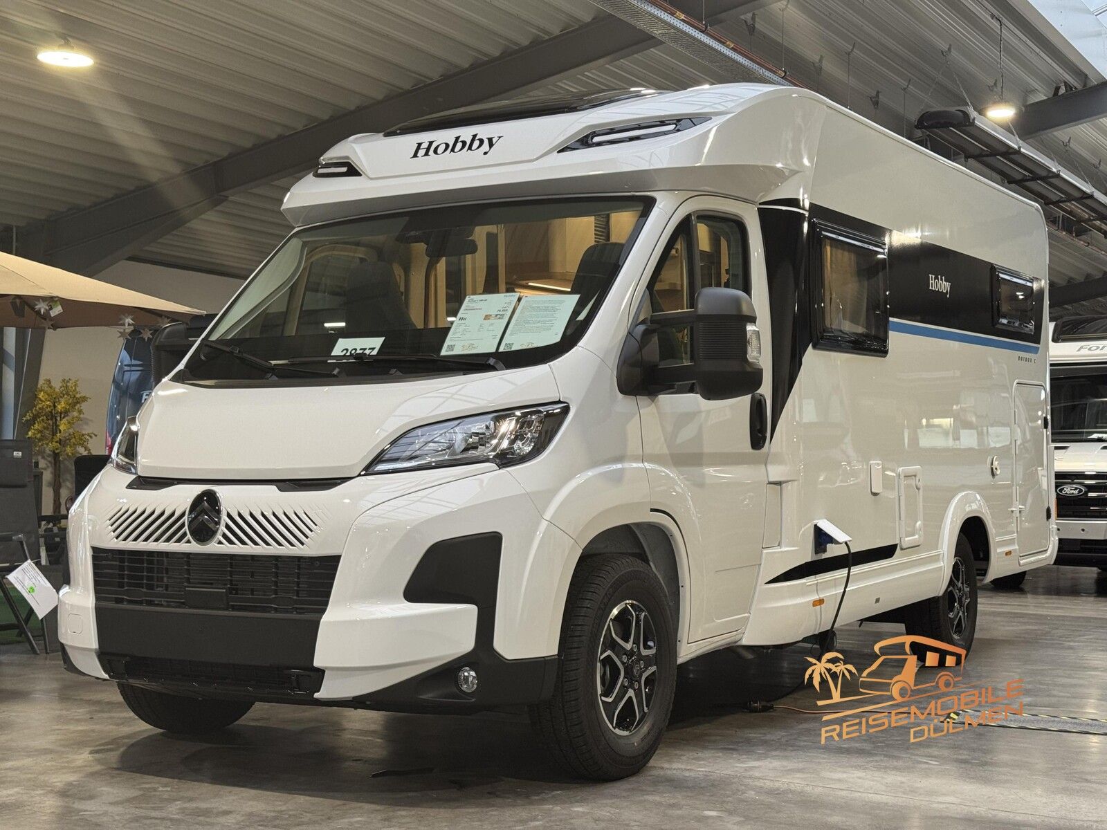 Fahrzeugabbildung Hobby OnTour T 710 GE Combi 6 RFK Markise Fahrassist