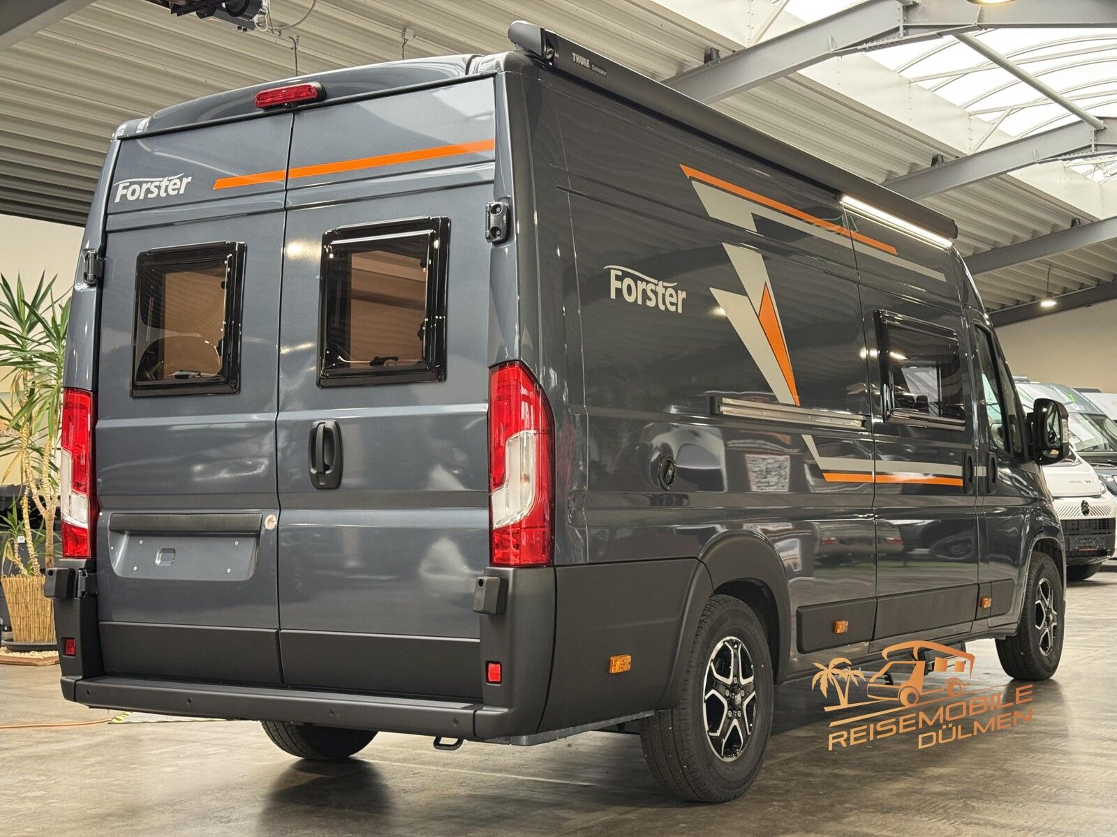 Fahrzeugabbildung Forster Livin Up Pro FV 636 EBL VIBE Edition Isofix RFK