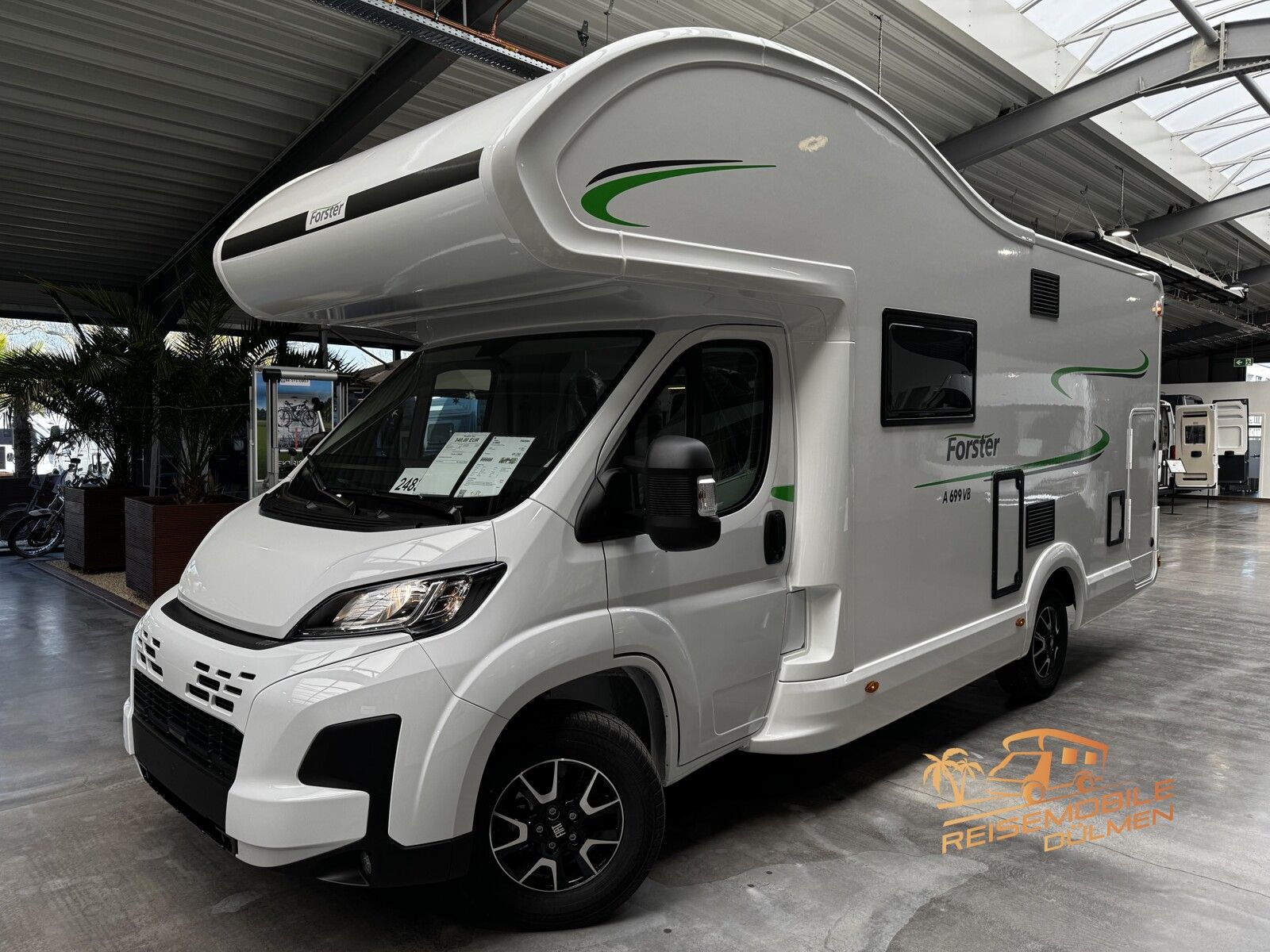Forster A 699VB 7 Gurtsitze + Schlafplätze Markise
