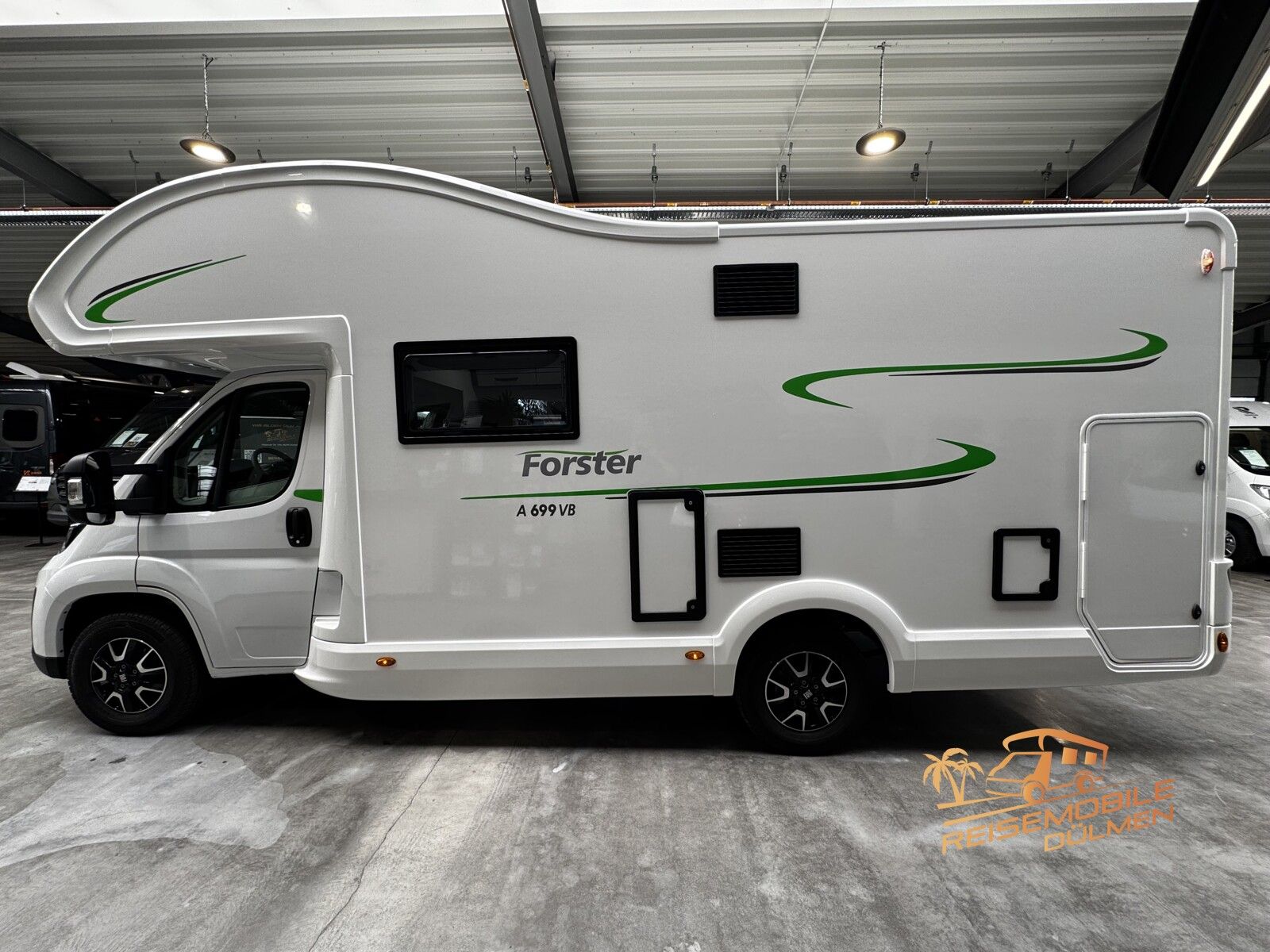 Fahrzeugabbildung Forster A 699VB 7 Gurtsitze + Schlafplätze Markise