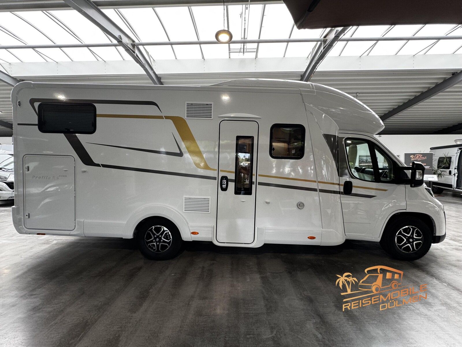 Fahrzeugabbildung Eura Mobil Profila RS 720 EF Dachlüfter RFK Sun Roof
