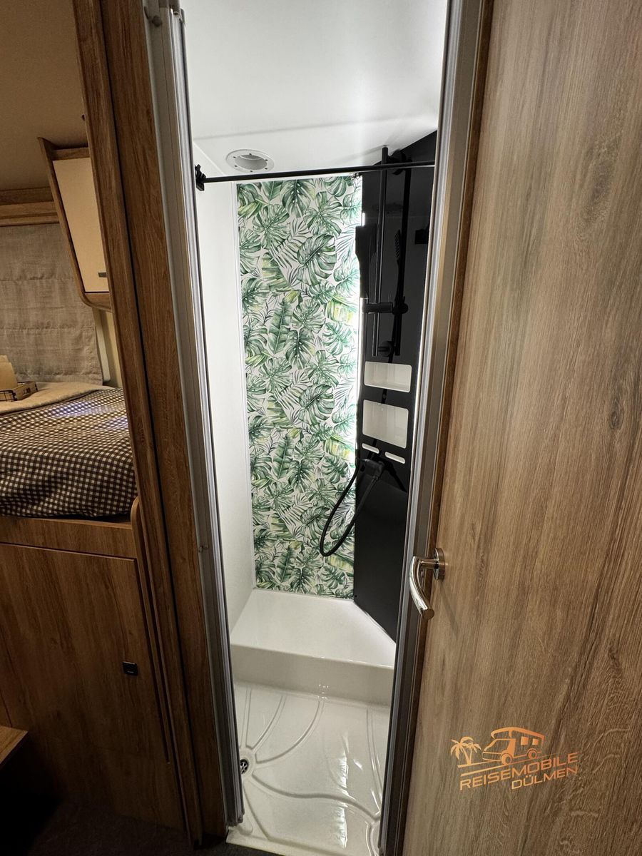 Fahrzeugabbildung Eura Mobil Profila T 720 EB Edition 101 Fahrassistenz-Paket