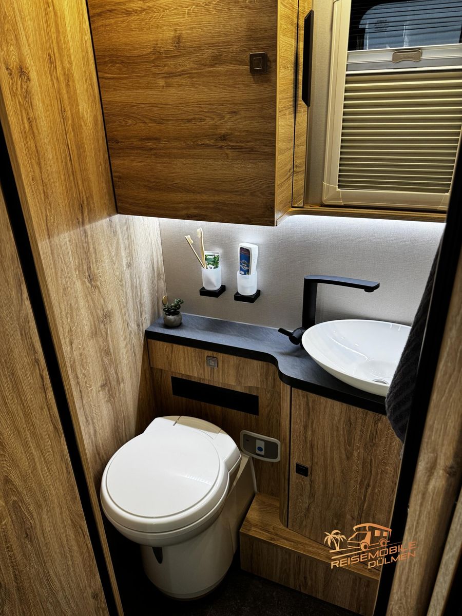 Fahrzeugabbildung Eura Mobil Profila T 720 EB Edition 101 Fahrassistenz-Paket