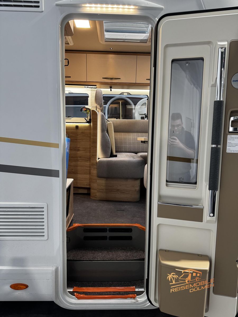 Fahrzeugabbildung Eura Mobil Profila T 720 EB Edition 101 Fahrassistenz-Paket