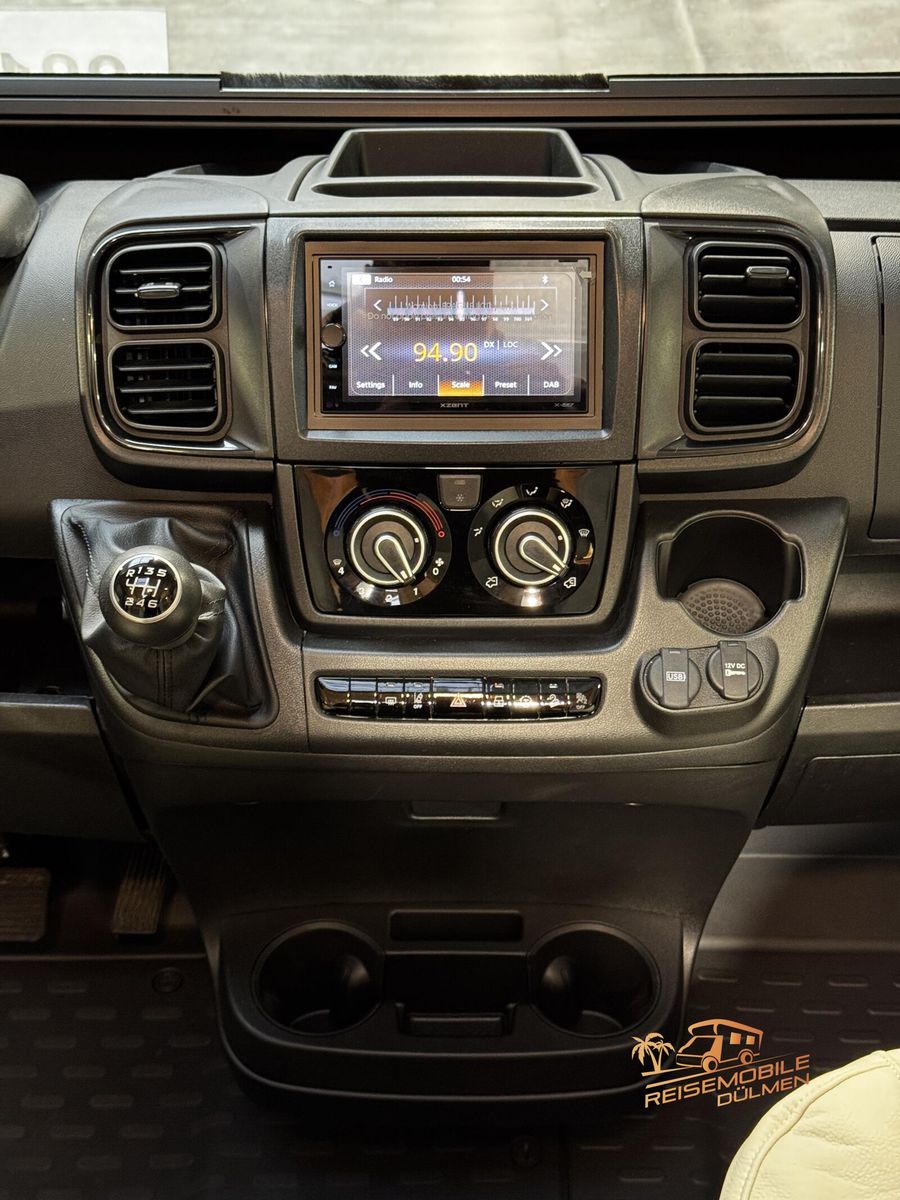 Fahrzeugabbildung Eura Mobil Profila T 720 EB Edition 101 4,25t Fahrassitent